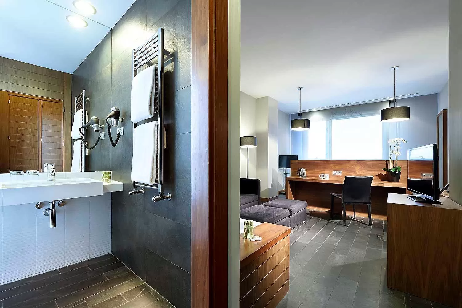 Bedroom in Eurostars Madrid Congress