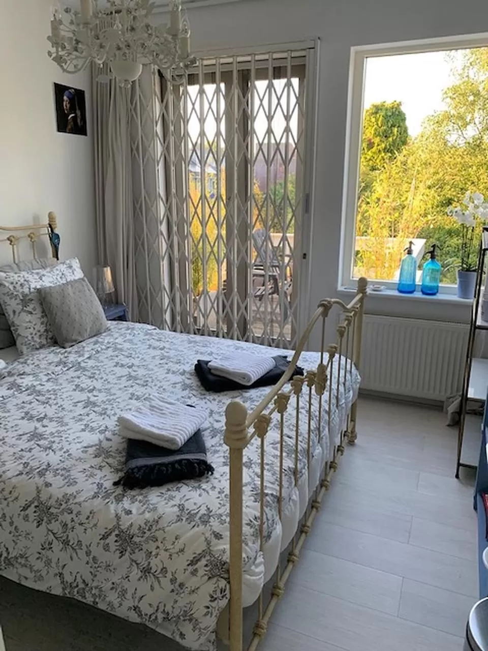 Bedroom, Bed in Bed & Breakfast Jo Amsterdam