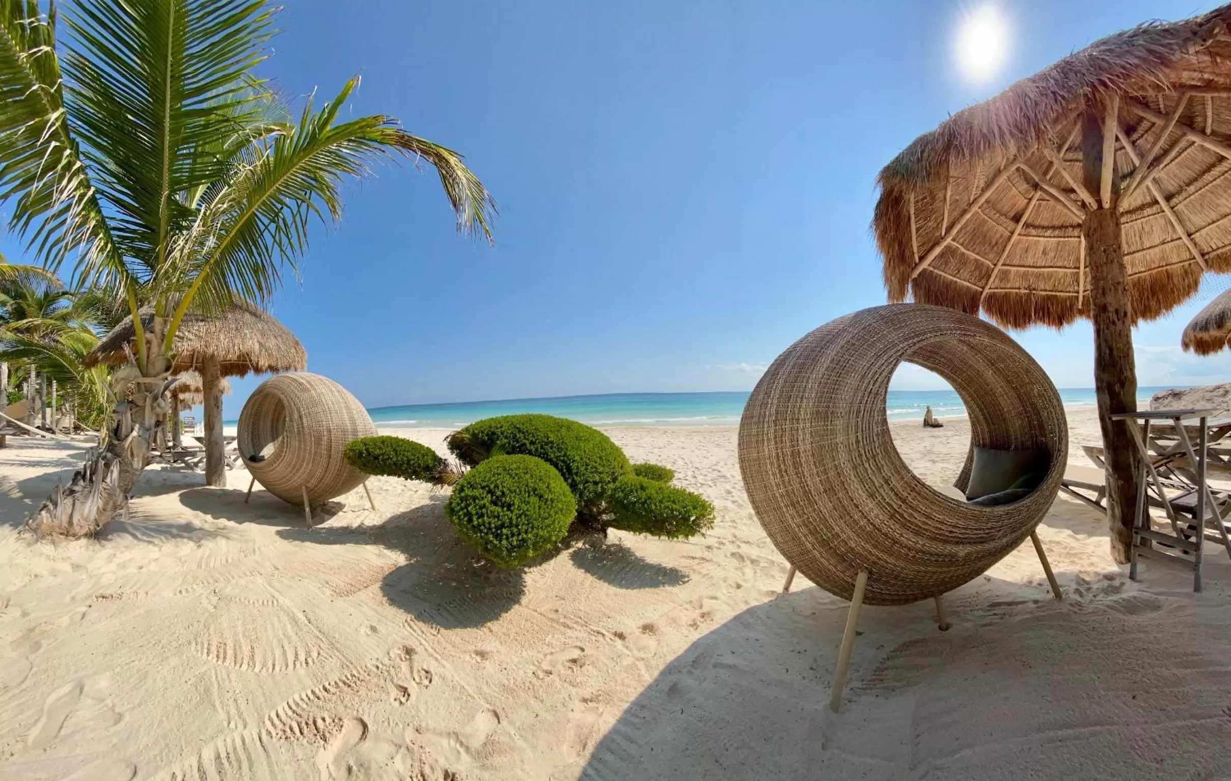 Restaurant/places to eat, Beach in Sueños Tulum