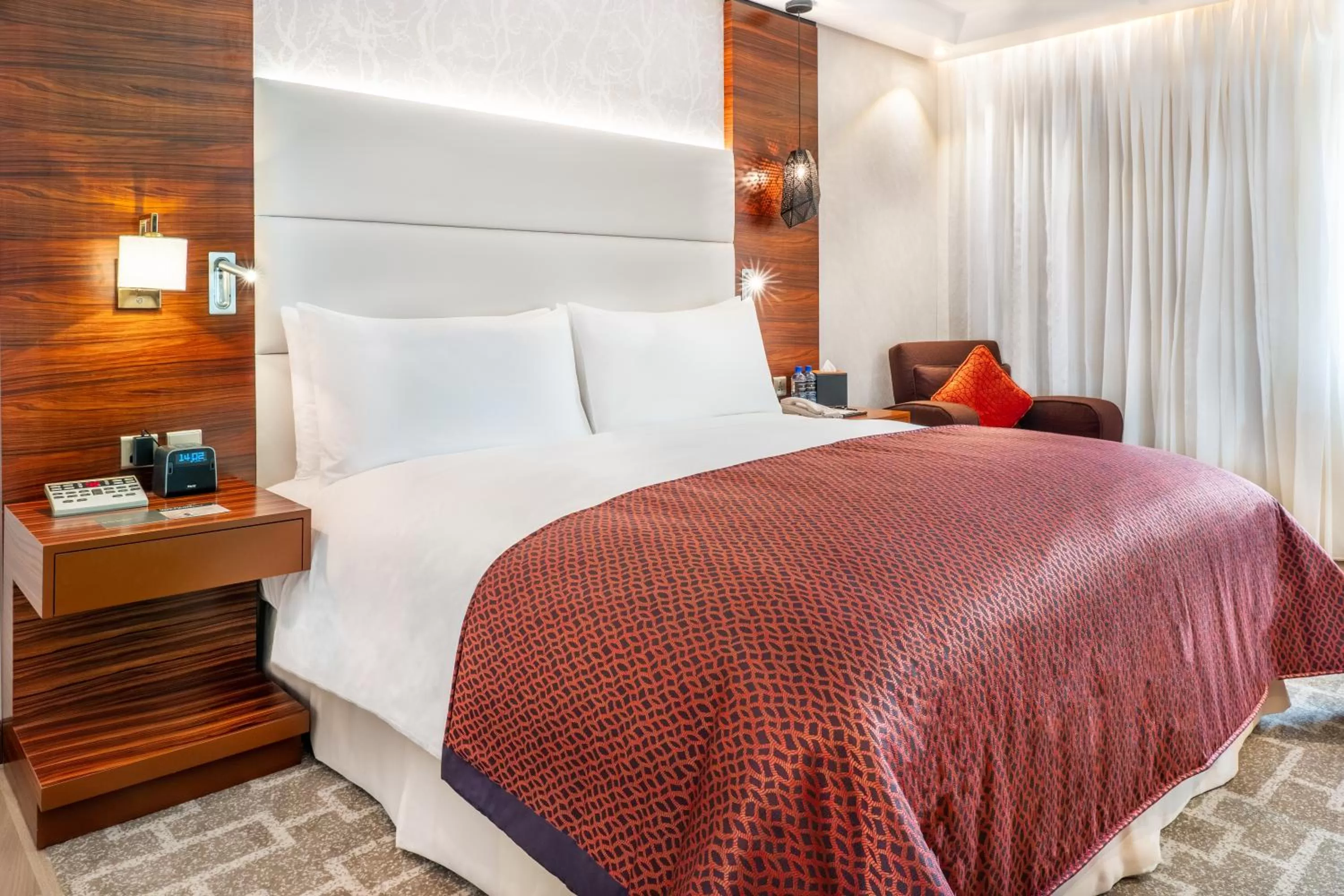 Bed in InterContinental Bahrain by IHG