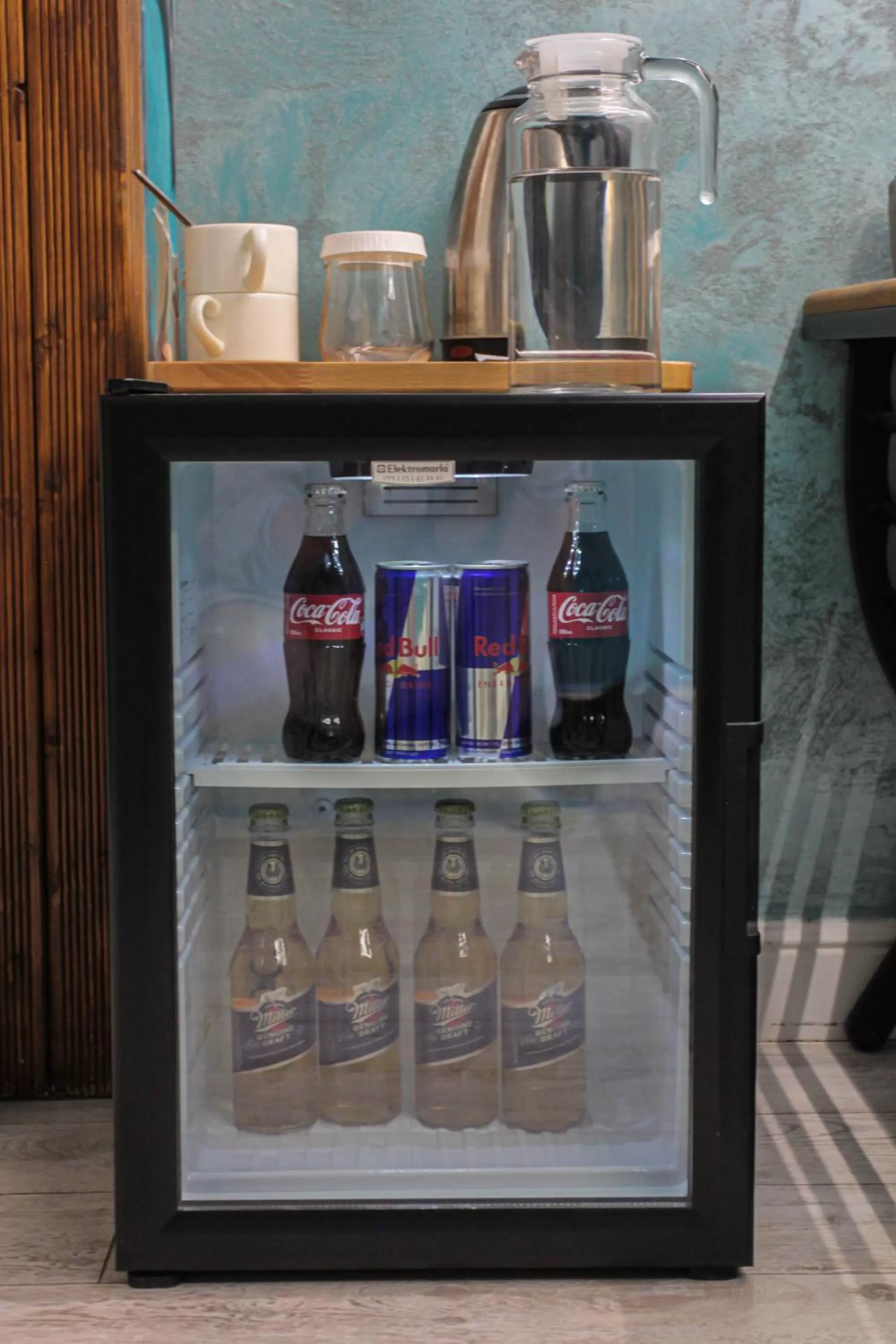 Coffee/tea facilities, Drinks in E-lite& Meatador