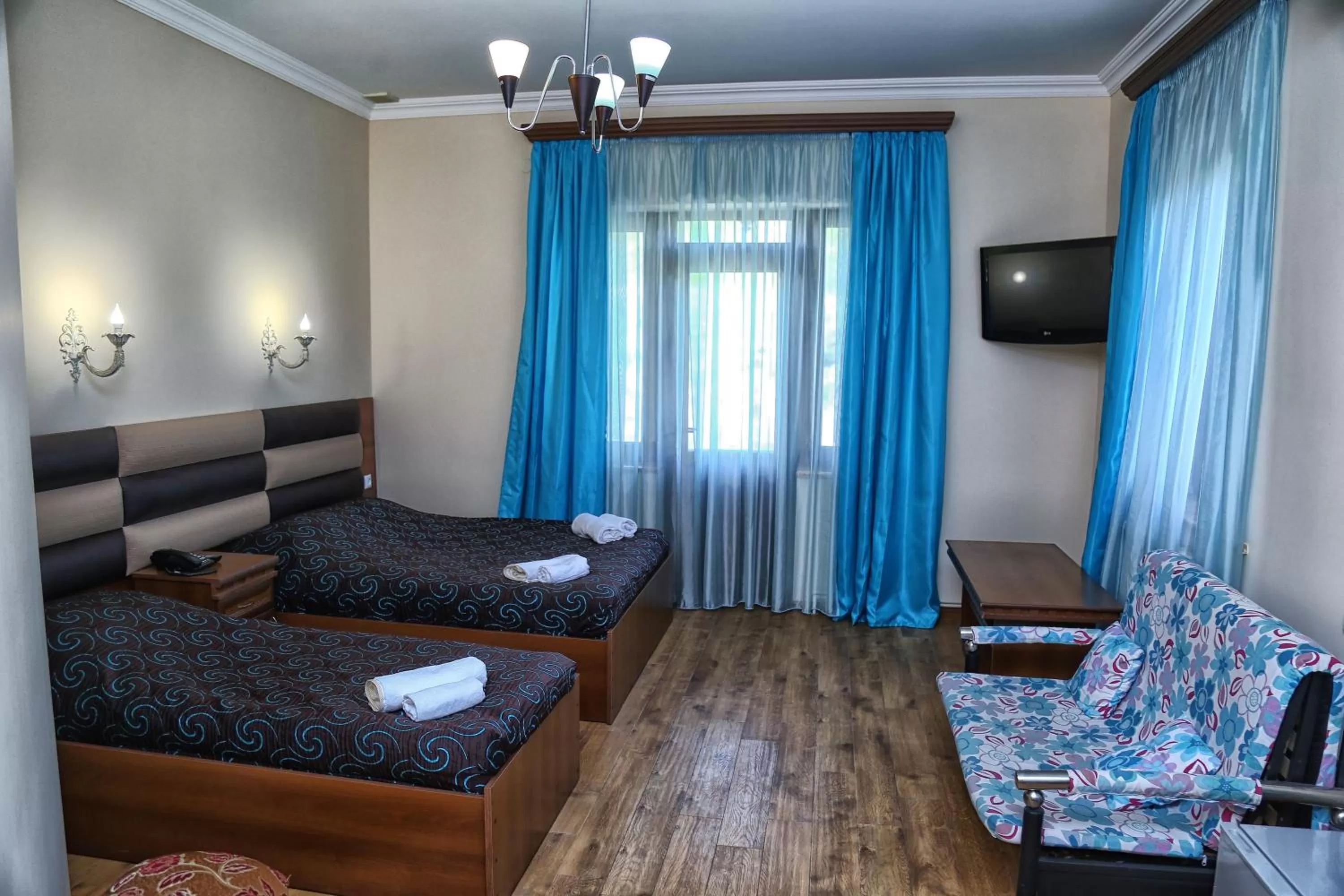 Photo of the whole room in Lara Hotel