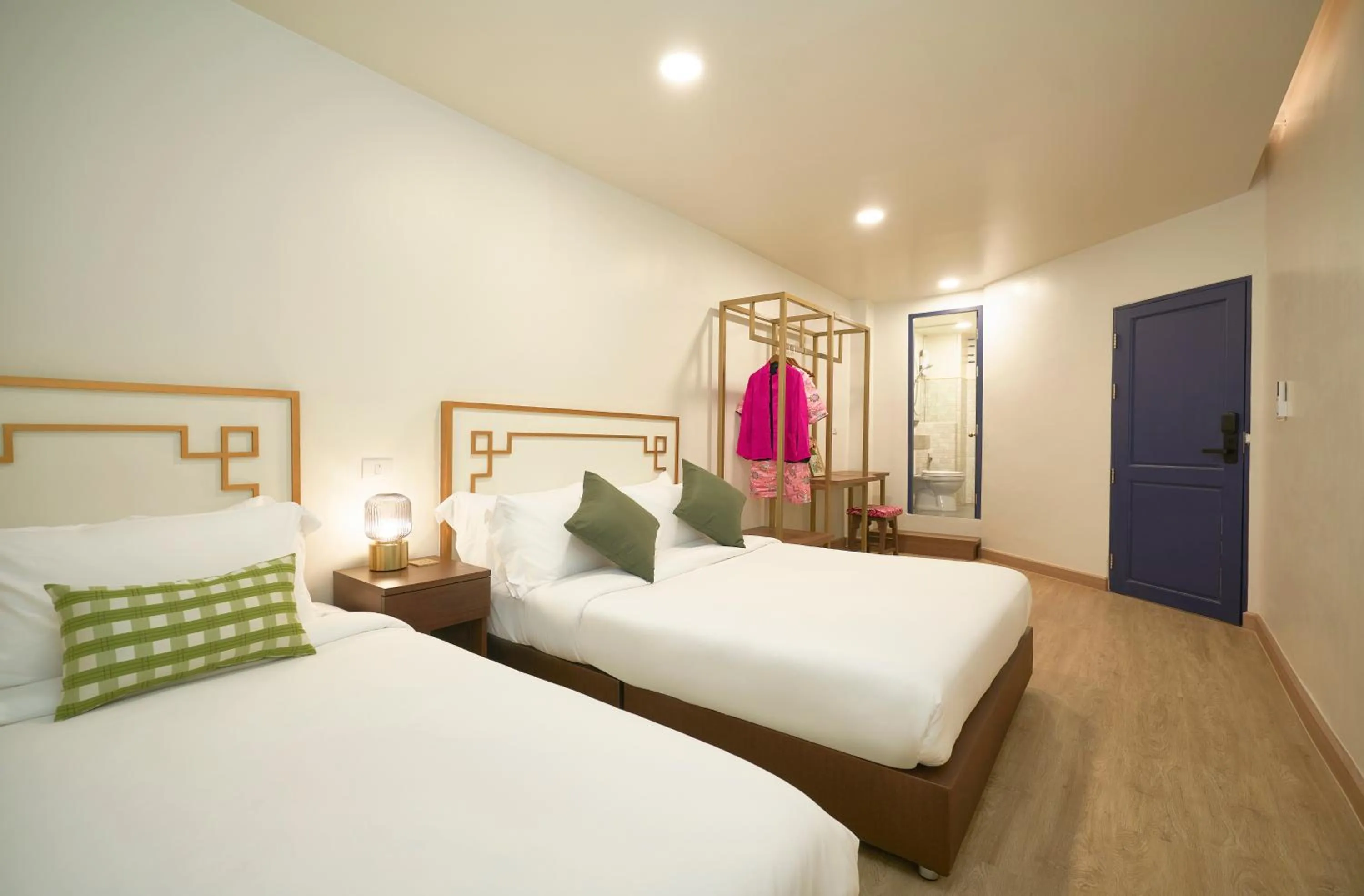 Bed in Sweet's Escape