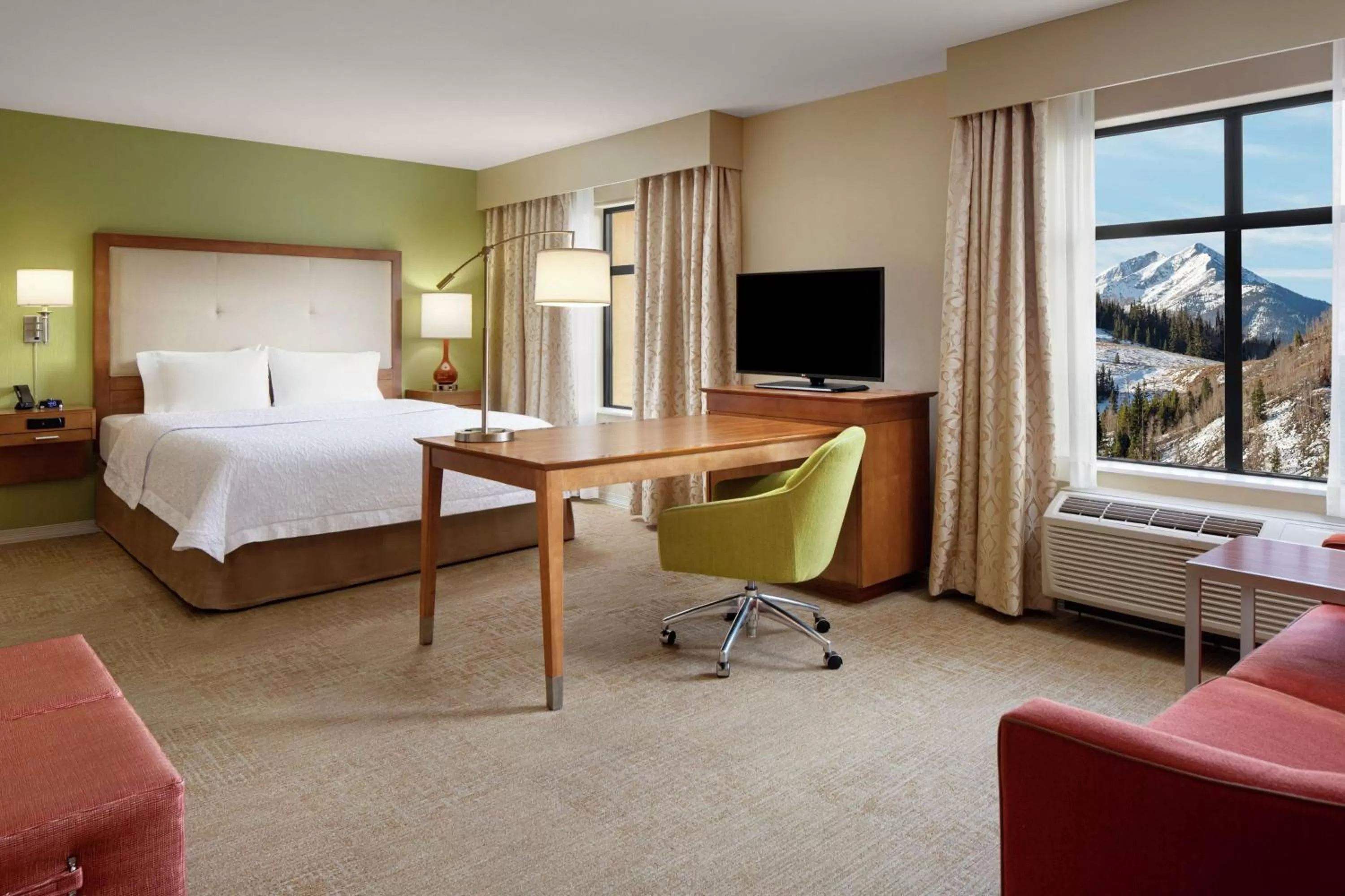 King Studio Suite with Mountain View - Non-Smoking in Hampton Inn & Suites Silverthorne