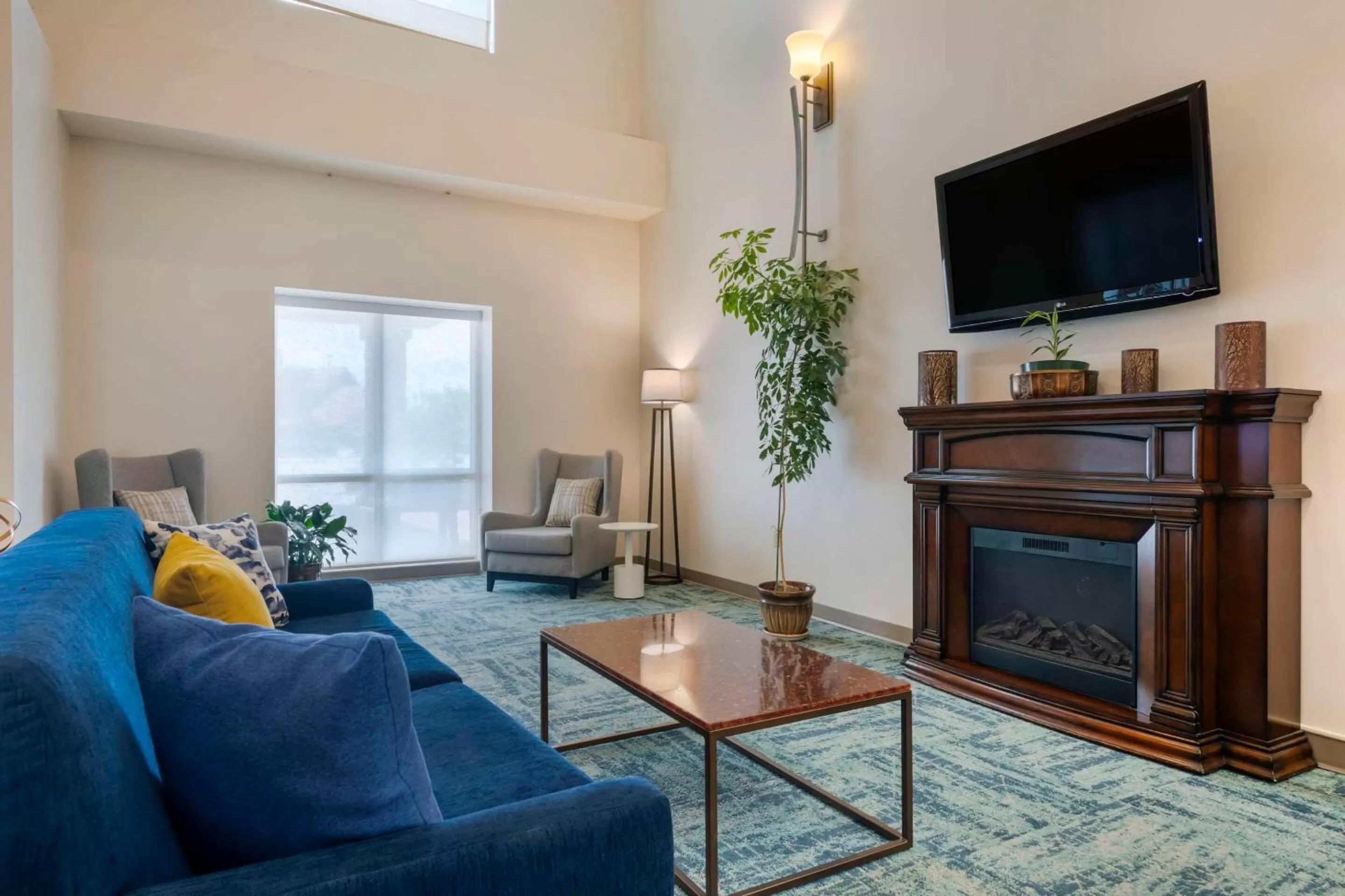 Lobby or reception in Comfort Suites Conference Center Rapid City