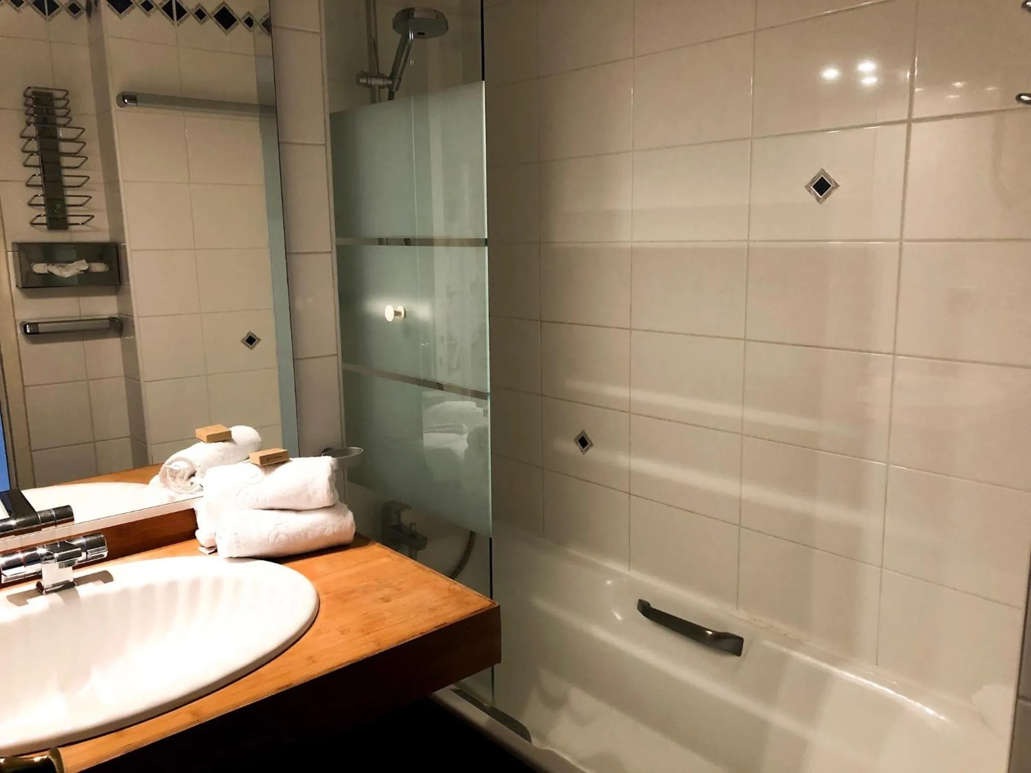 Bathroom in Entre Terre Et Mer