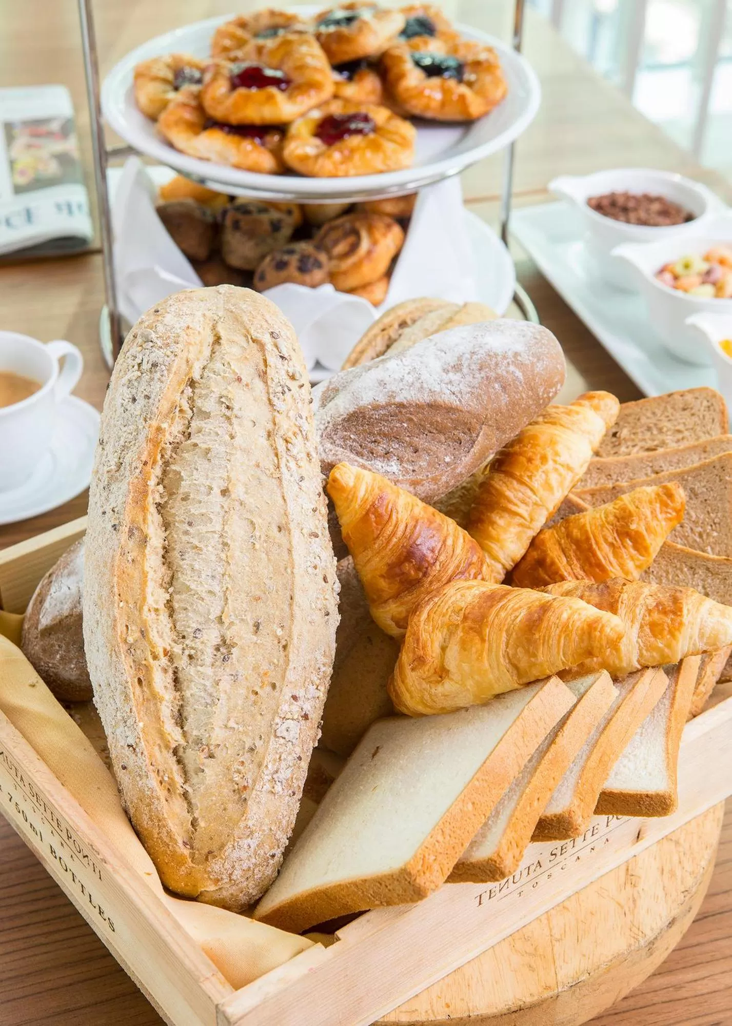 Food in Eastin Grand Hotel Sathorn