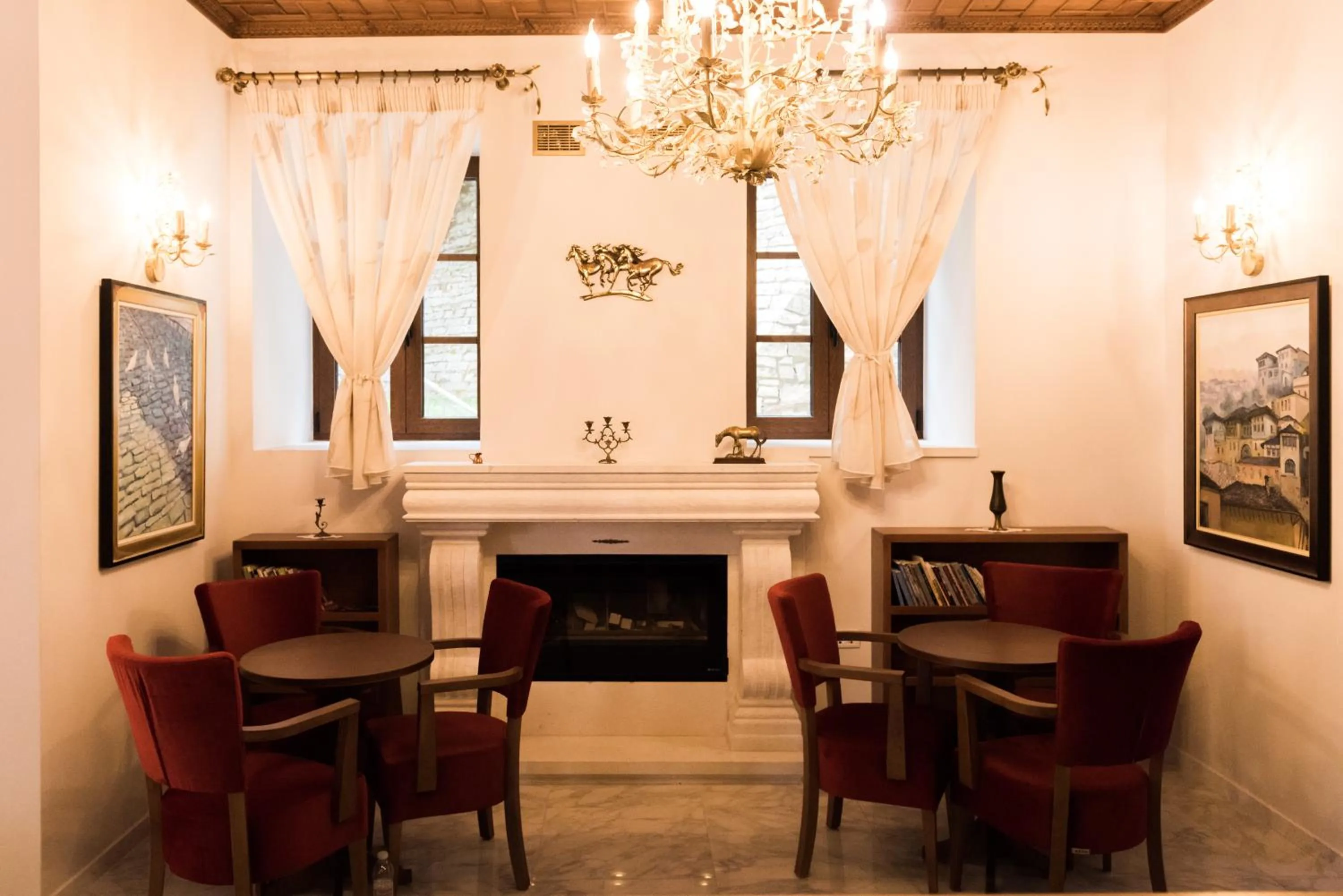 Lounge or bar in Hotel Argjiro