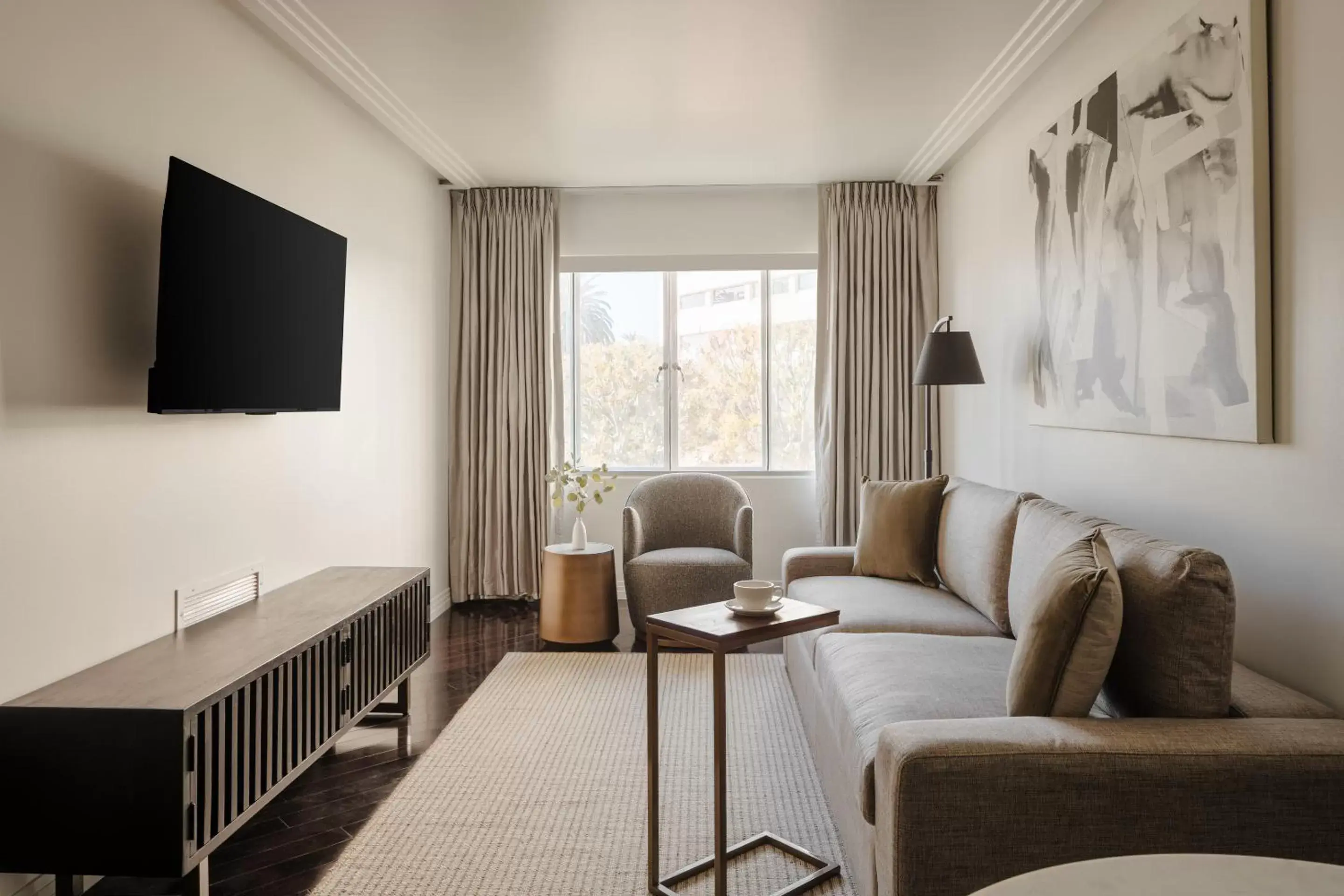 Deluxe King Suite in Sonder The Beacon Deluxe King Suite in Sonder The Beacon