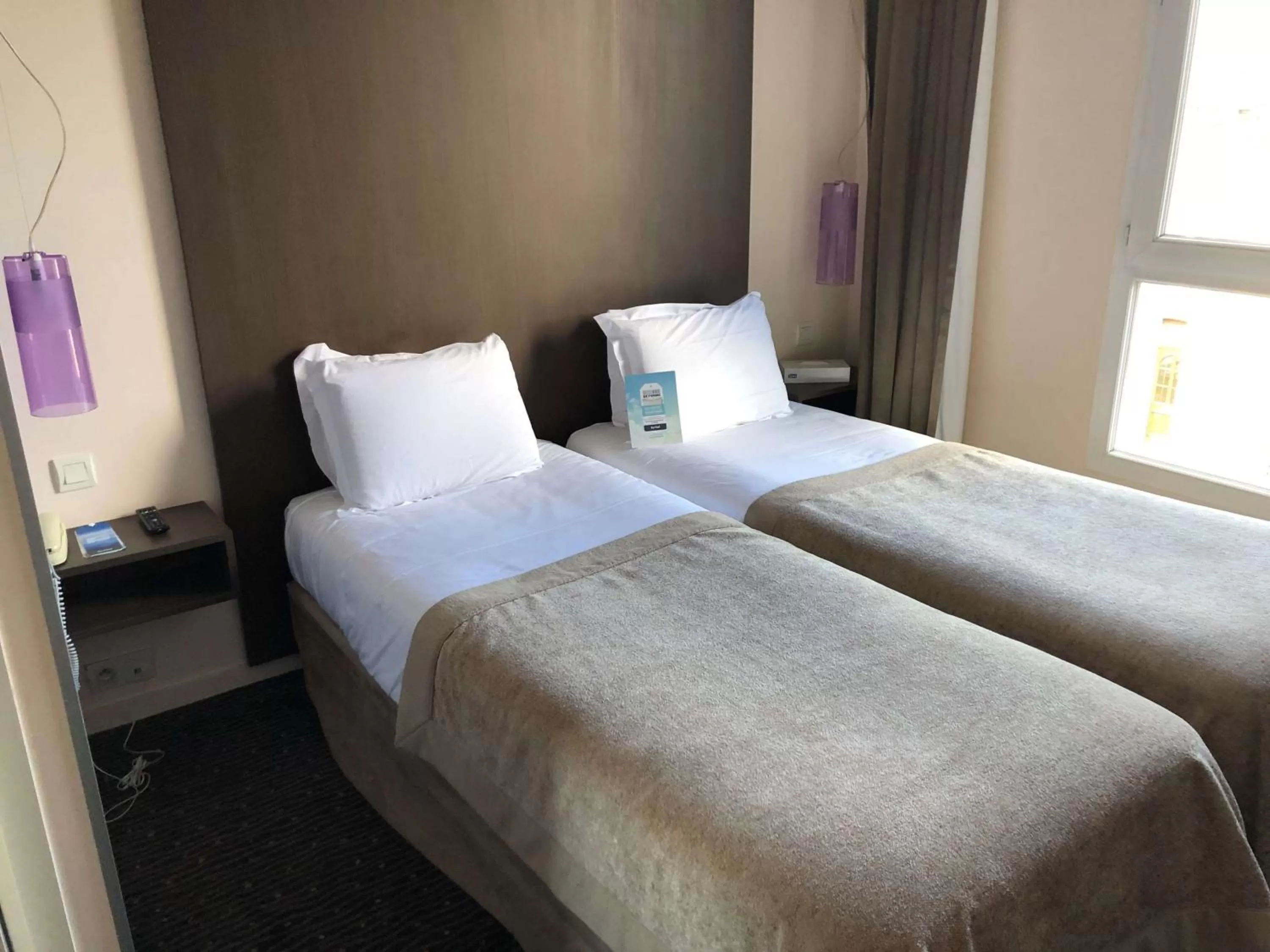 Bed in Kyriad Charleville Mezieres