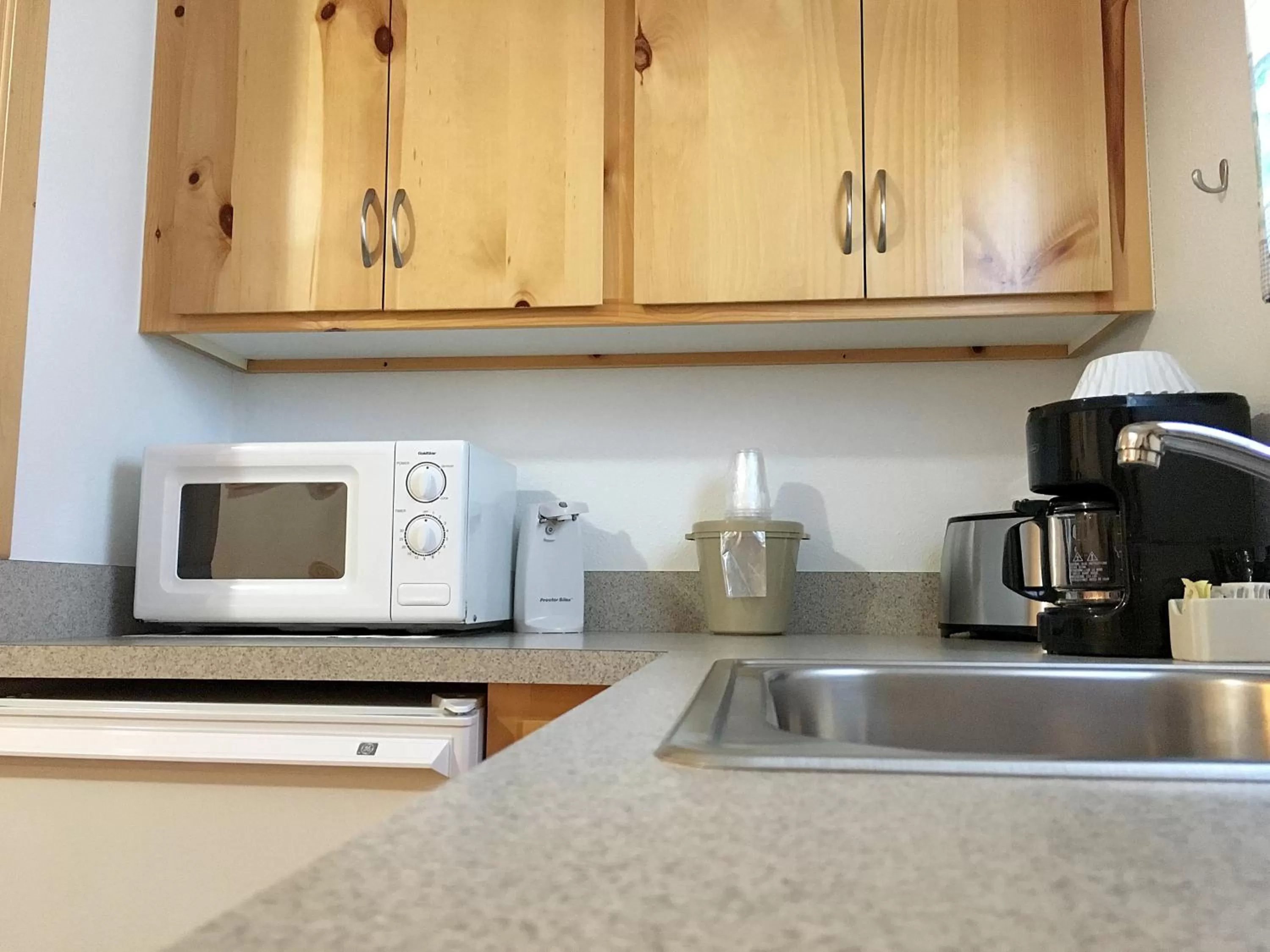 Park Motel and Cabins