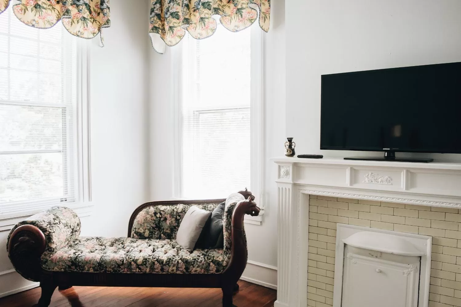 1912 Bed and Breakfast