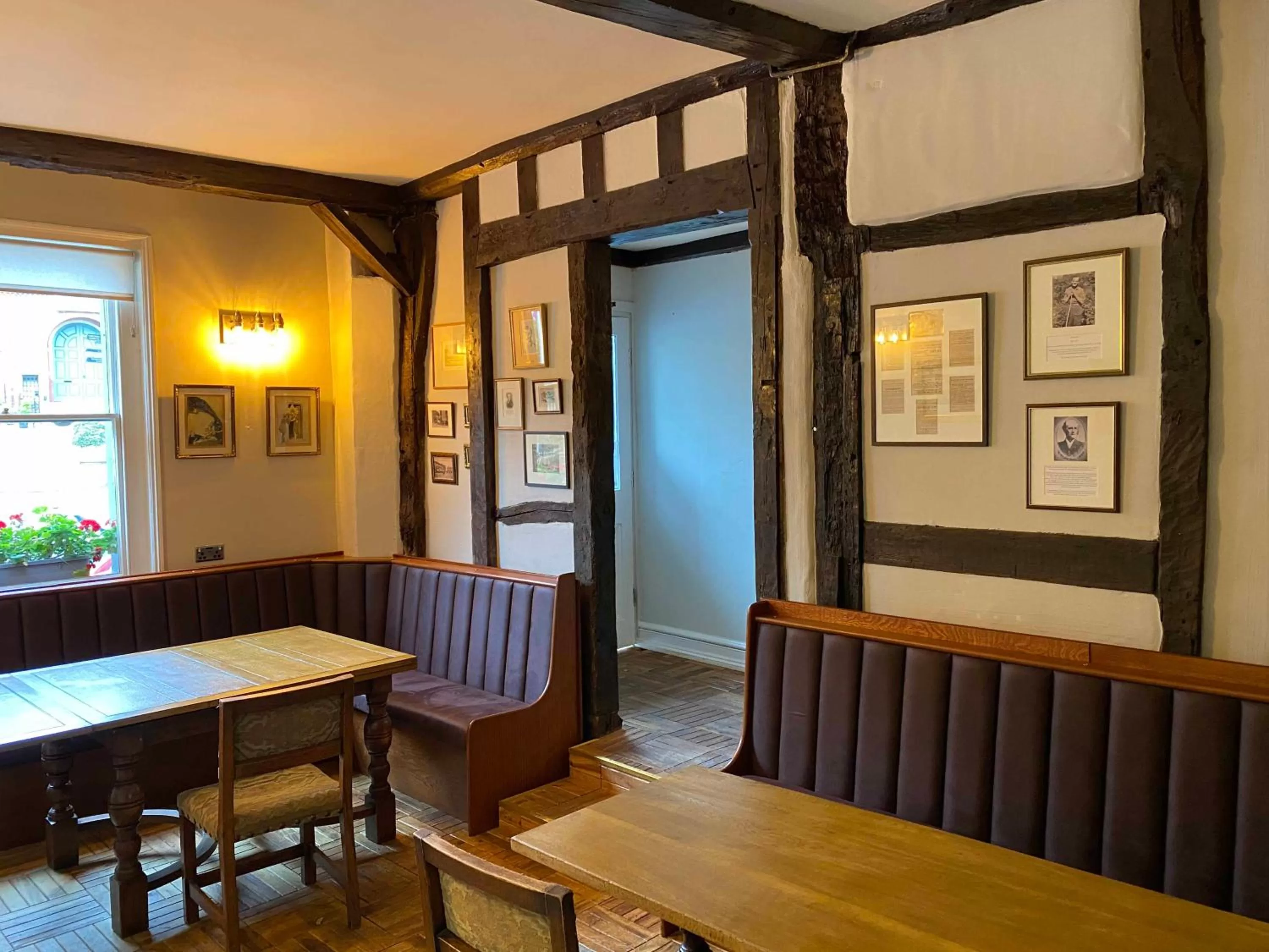 Restaurant/places to eat in The Bull Inn