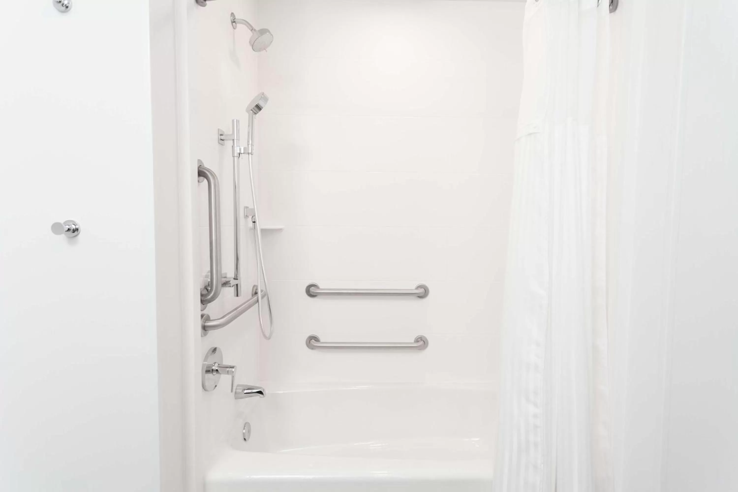 Bathroom in Hilton Garden Inn Broomfield Boulder