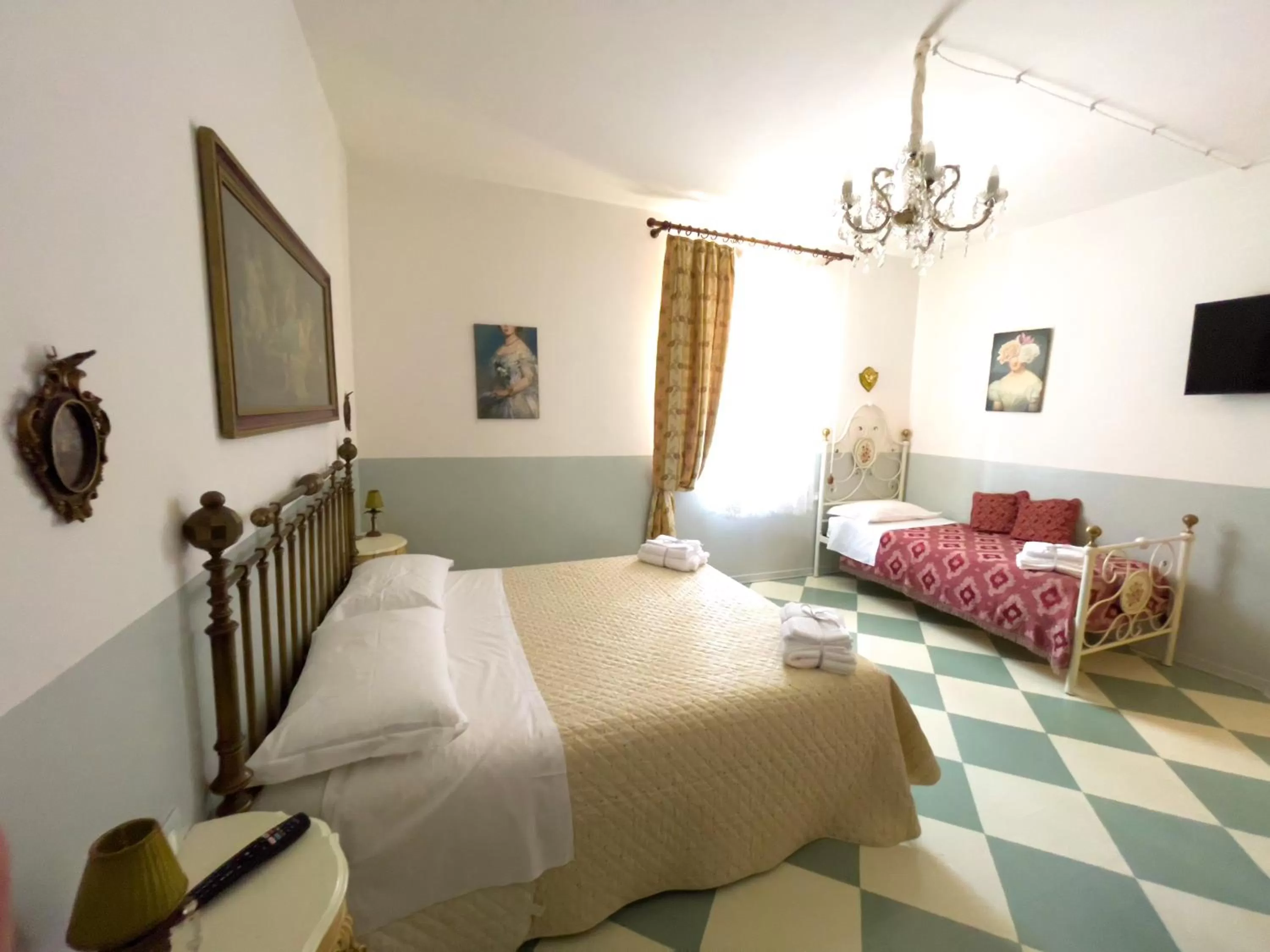 Bed in Mapepa Village apartments