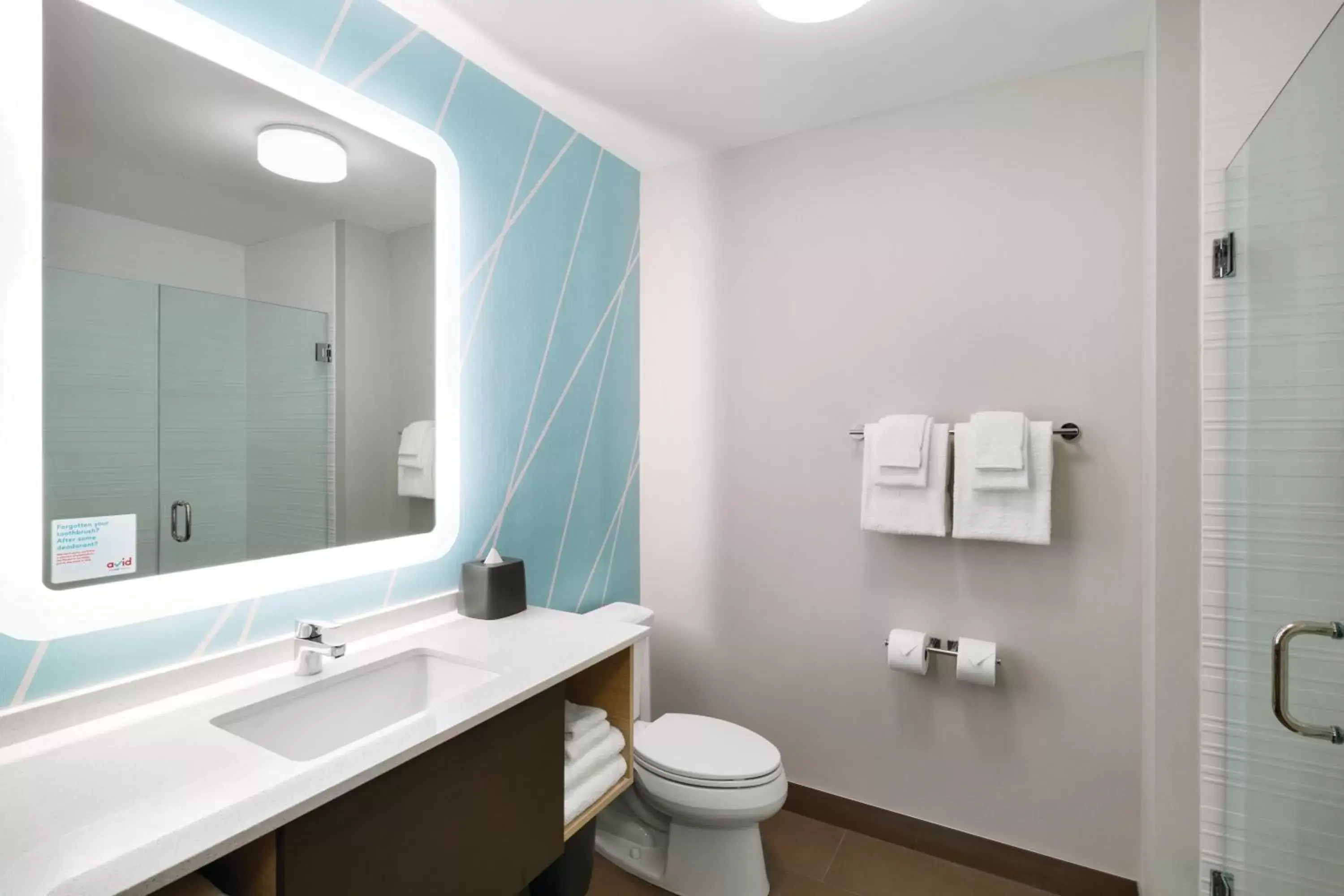 King Room - Hearing Accessible - Roll-in Shower in avid hotel Perry-National Fairground Area, an IHG Hotel King Room - Hearing Accessible - Roll-in Shower in avid hotel Perry-National Fairground Area, an IHG Hotel