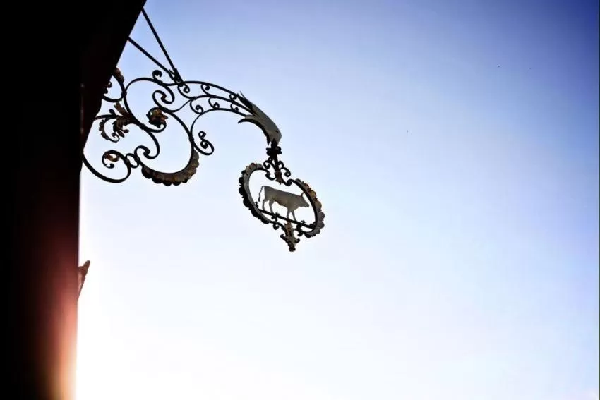 Decorative detail in OX Hotel