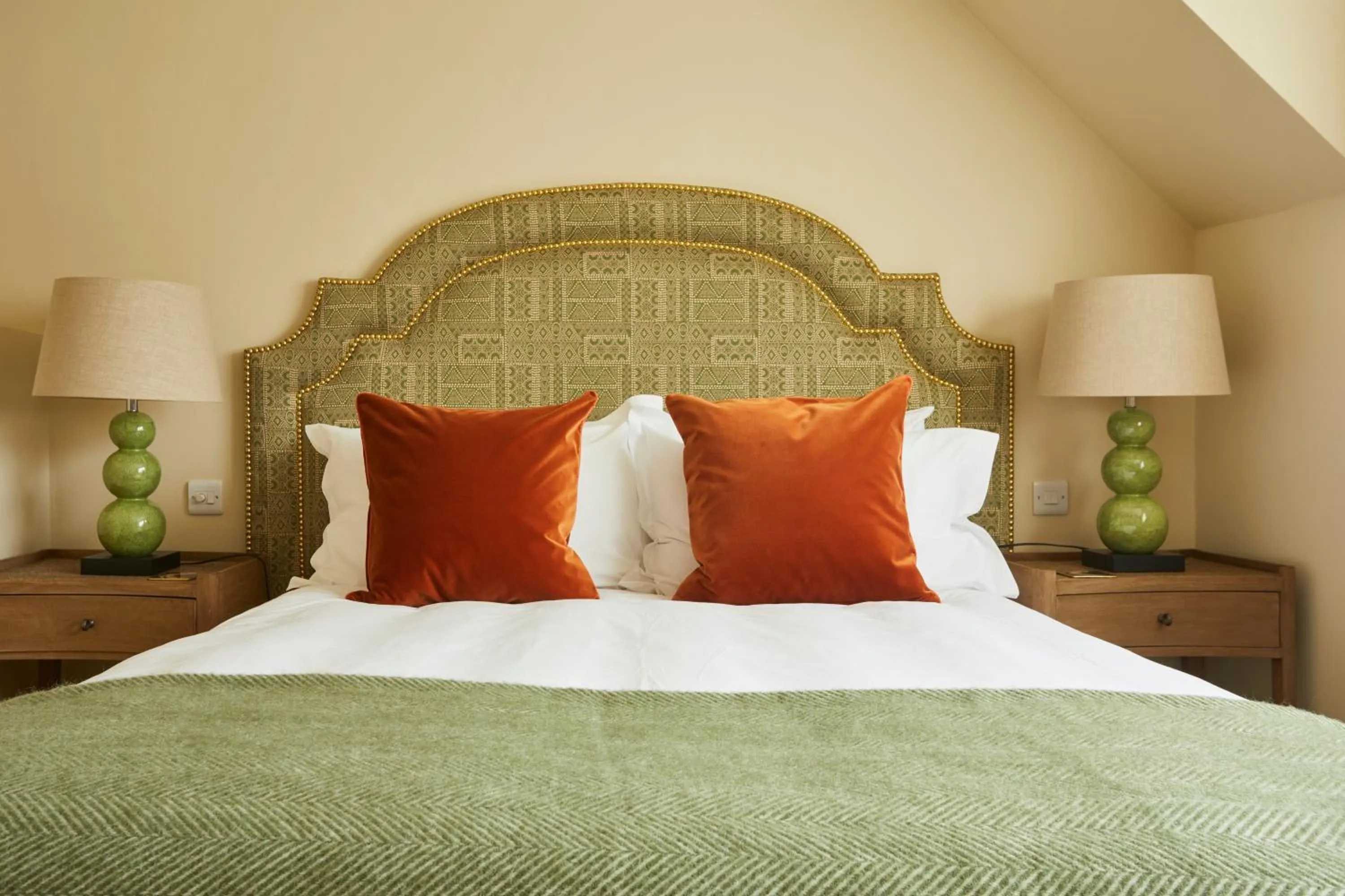 Bed in Crown and Anchor