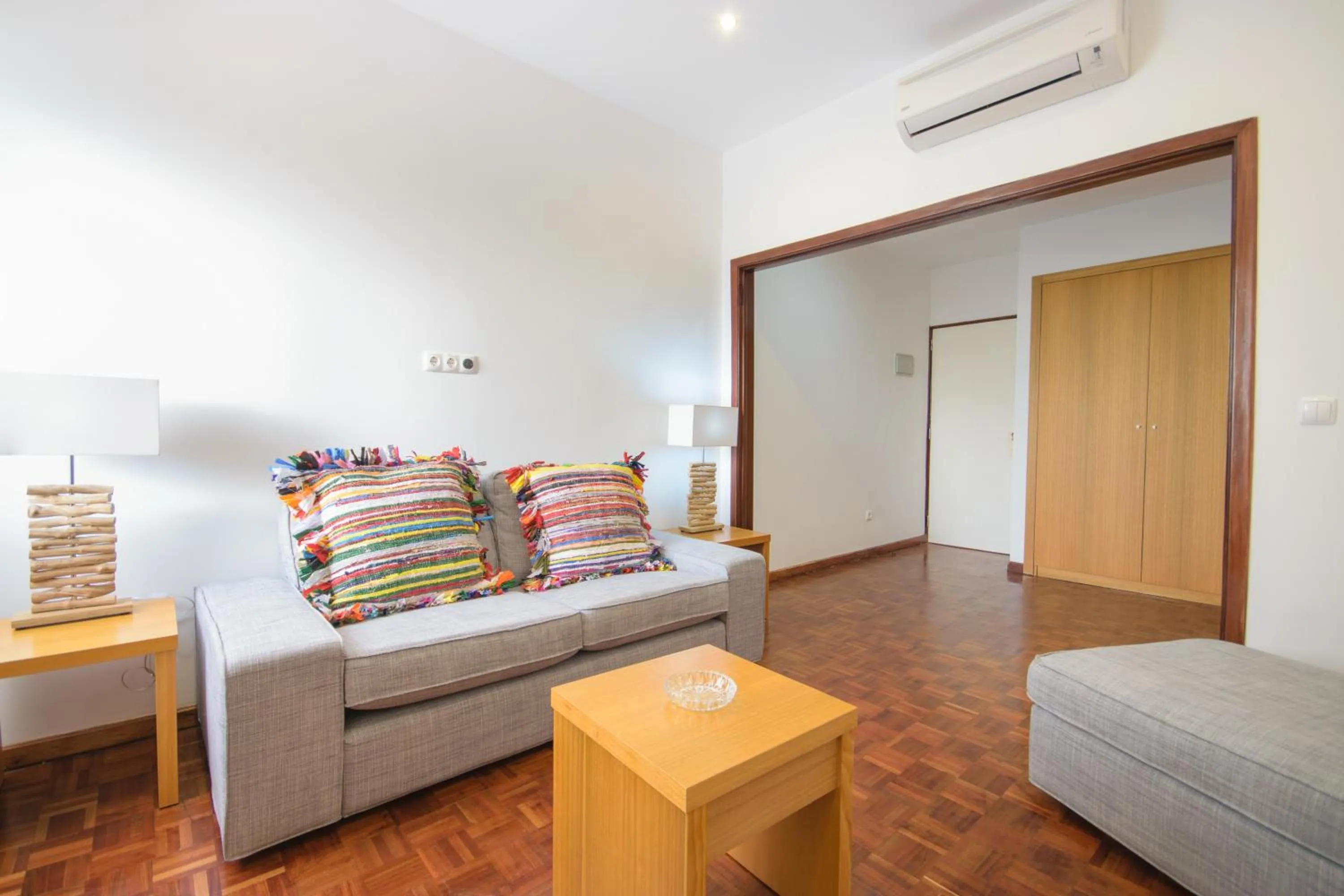 Living room, Bed in Oasis Porto Grande