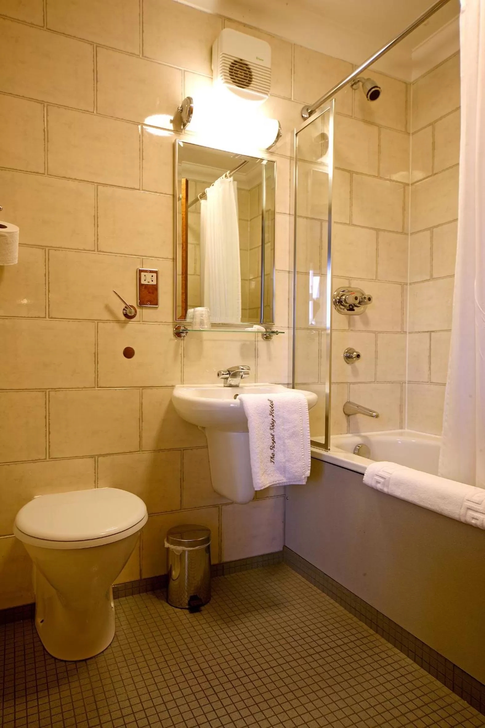 Standard Double Room in The Royal Toby Hotel