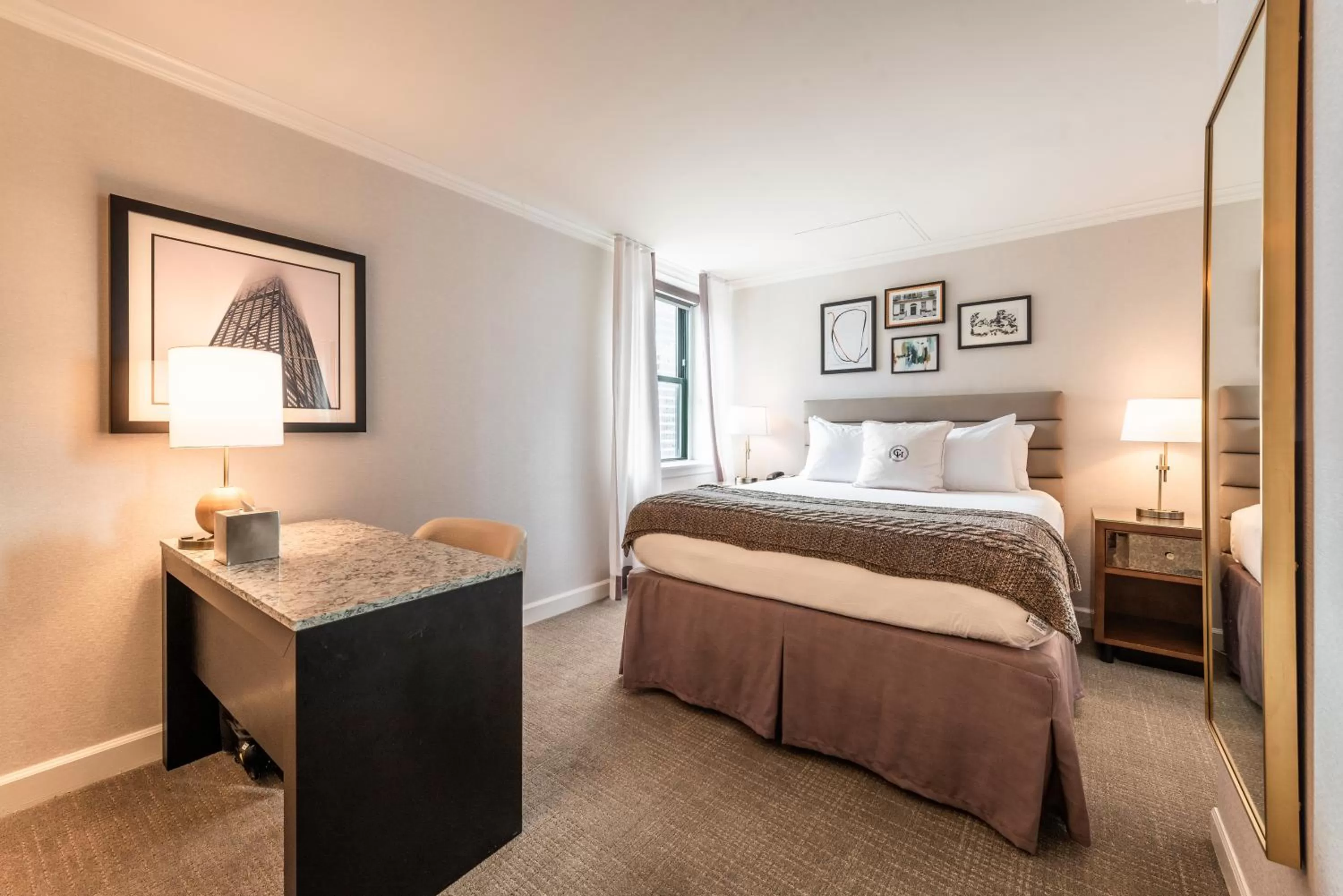 Photo of the whole room, Bed in Claridge House Chicago, Tapestry Collection by Hilton