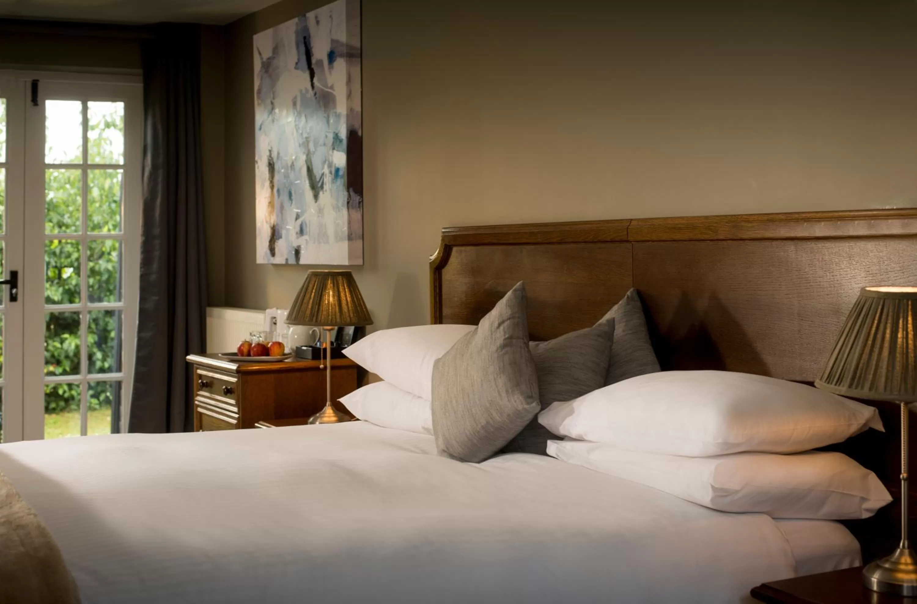 Bed in Crouchers Hotel