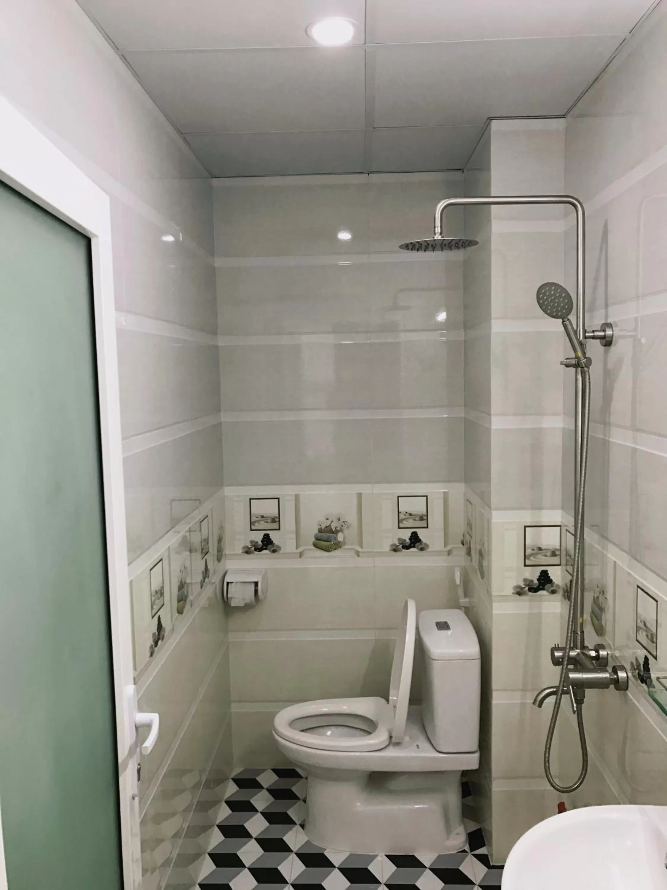 Toilet, Bathroom in Hoang Phat Hotel