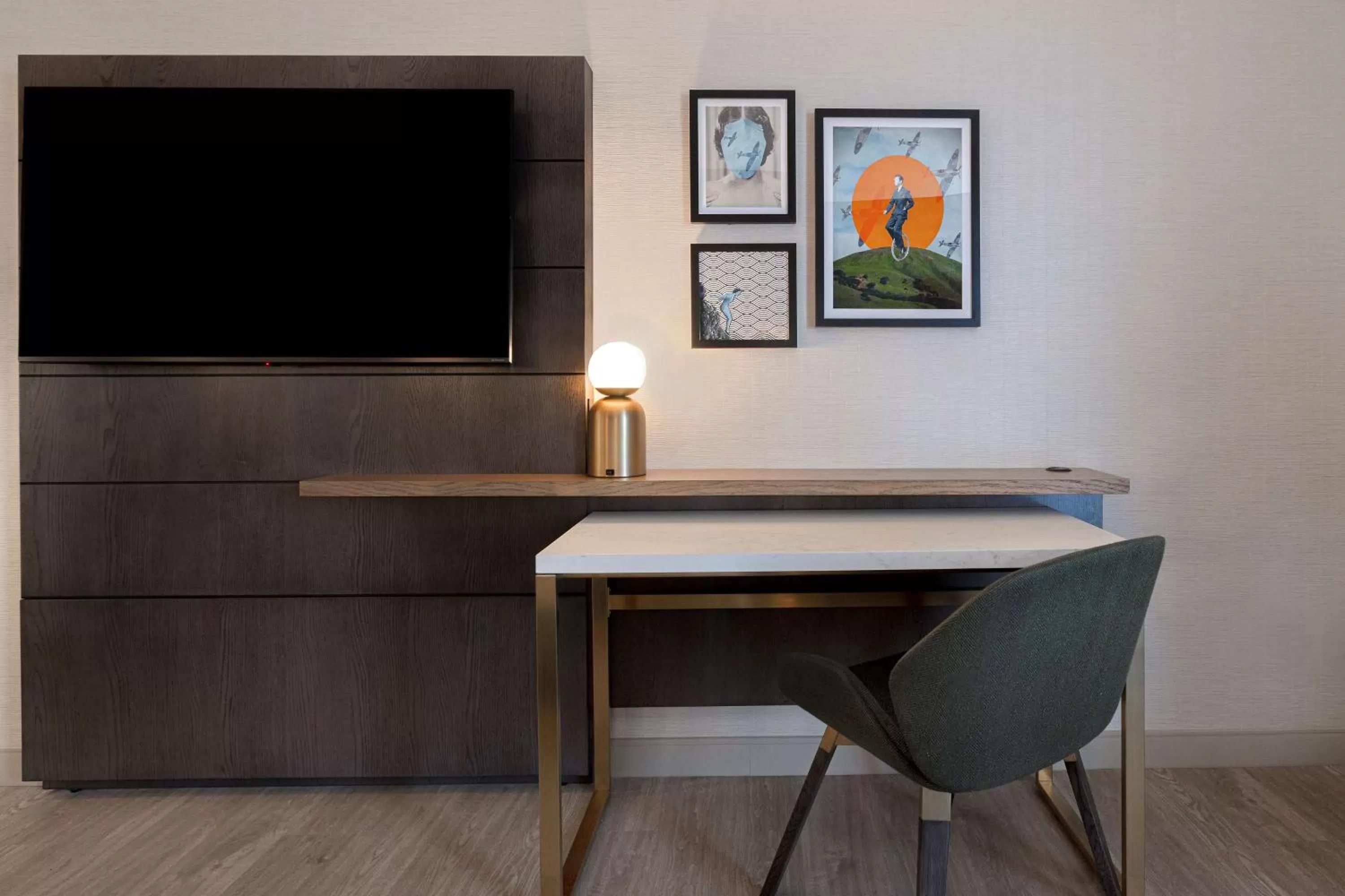 Bedroom in Doubletree By Hilton Palmdale, Ca