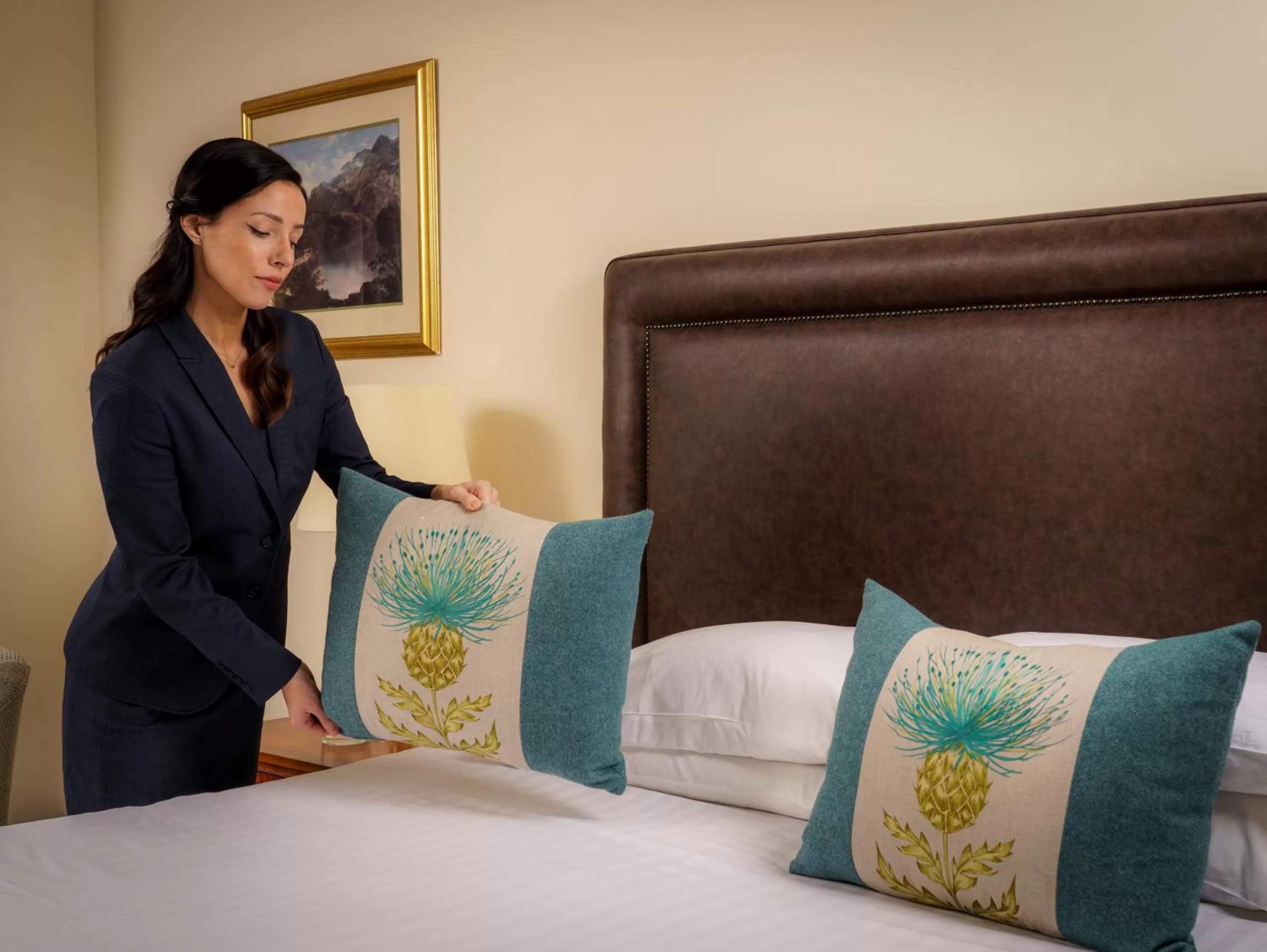 Bedroom, Bed in Macdonald Crutherland House