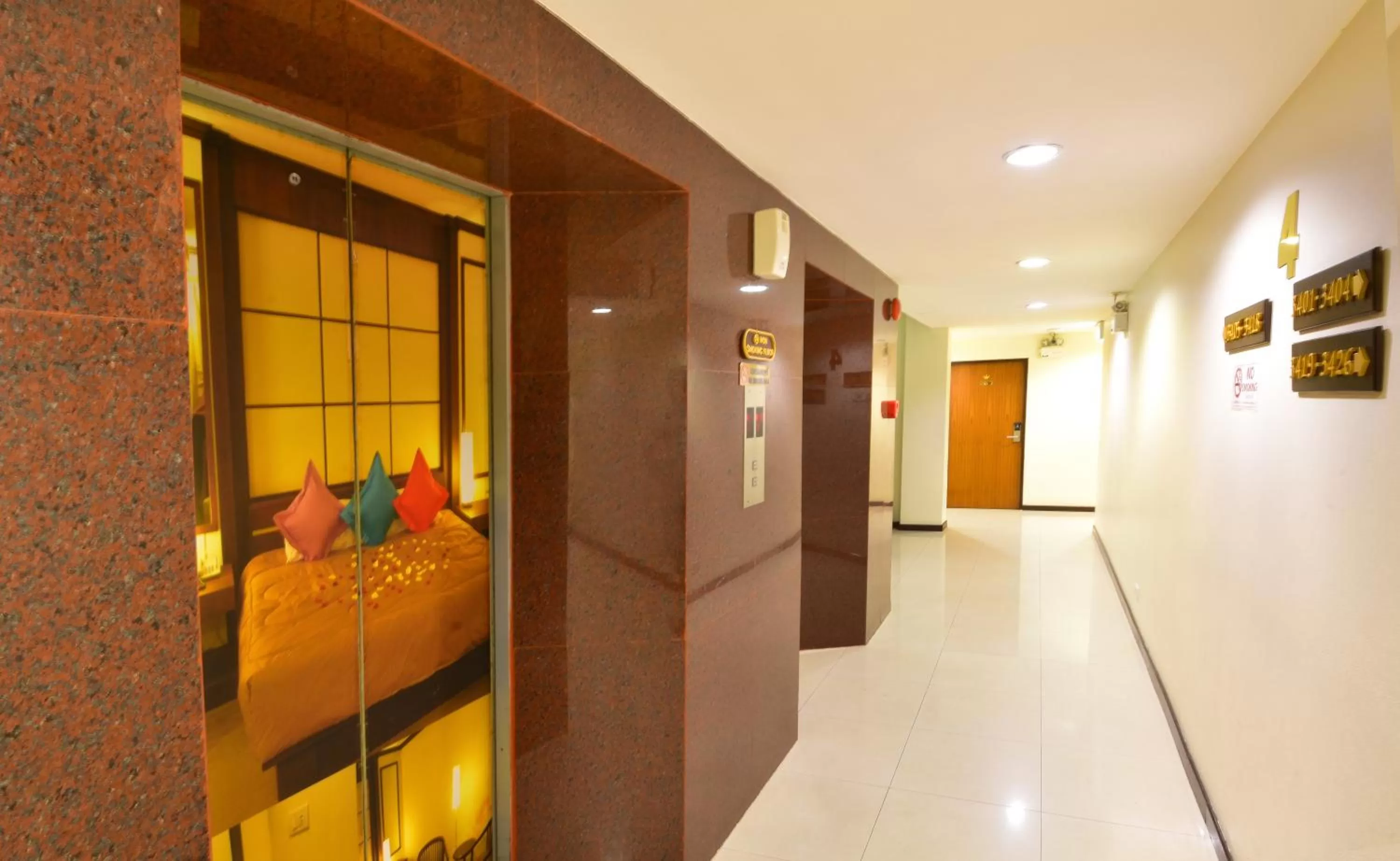 elevator in Grand Business Inn