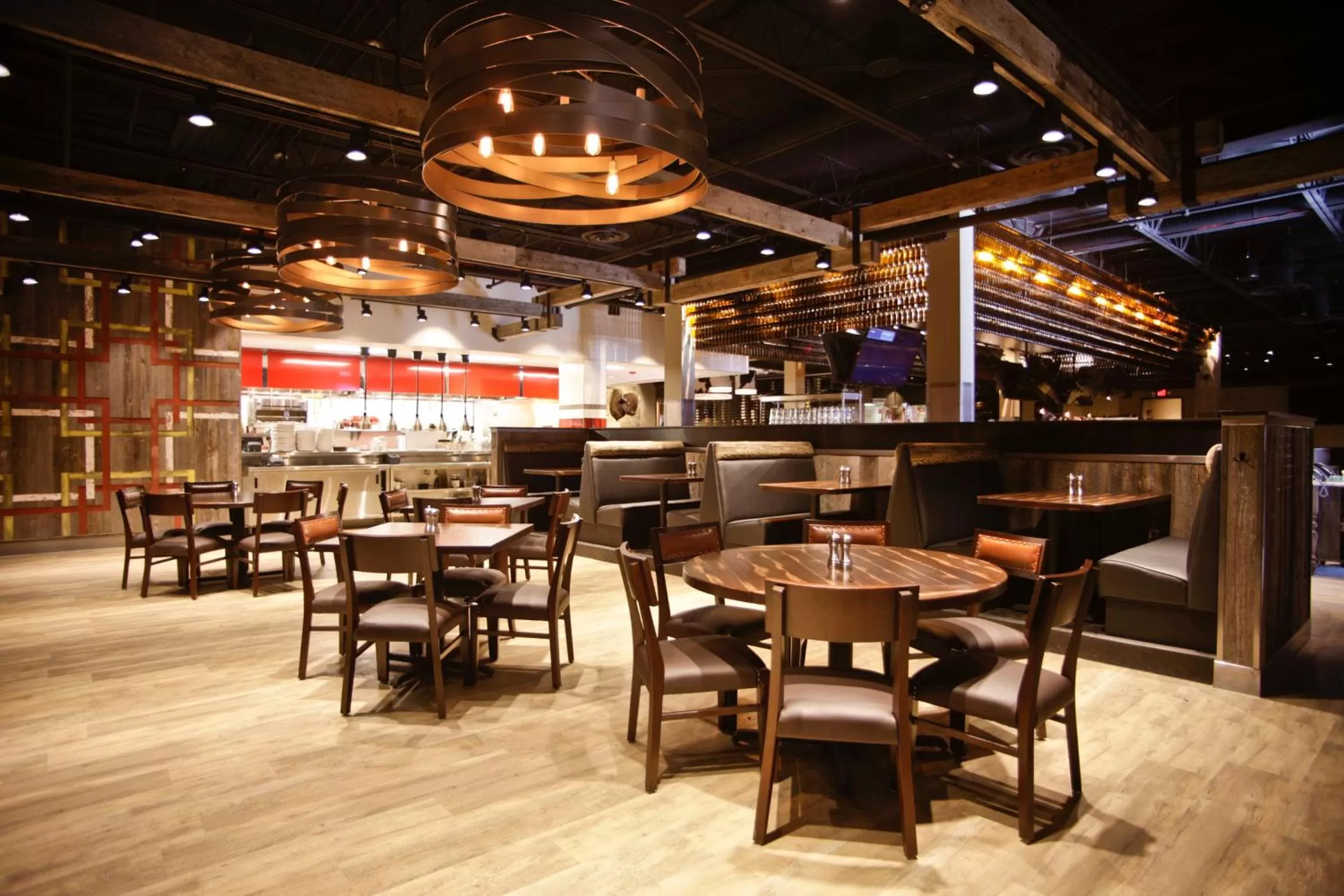 Restaurant/places to eat in El Rancho Hotel