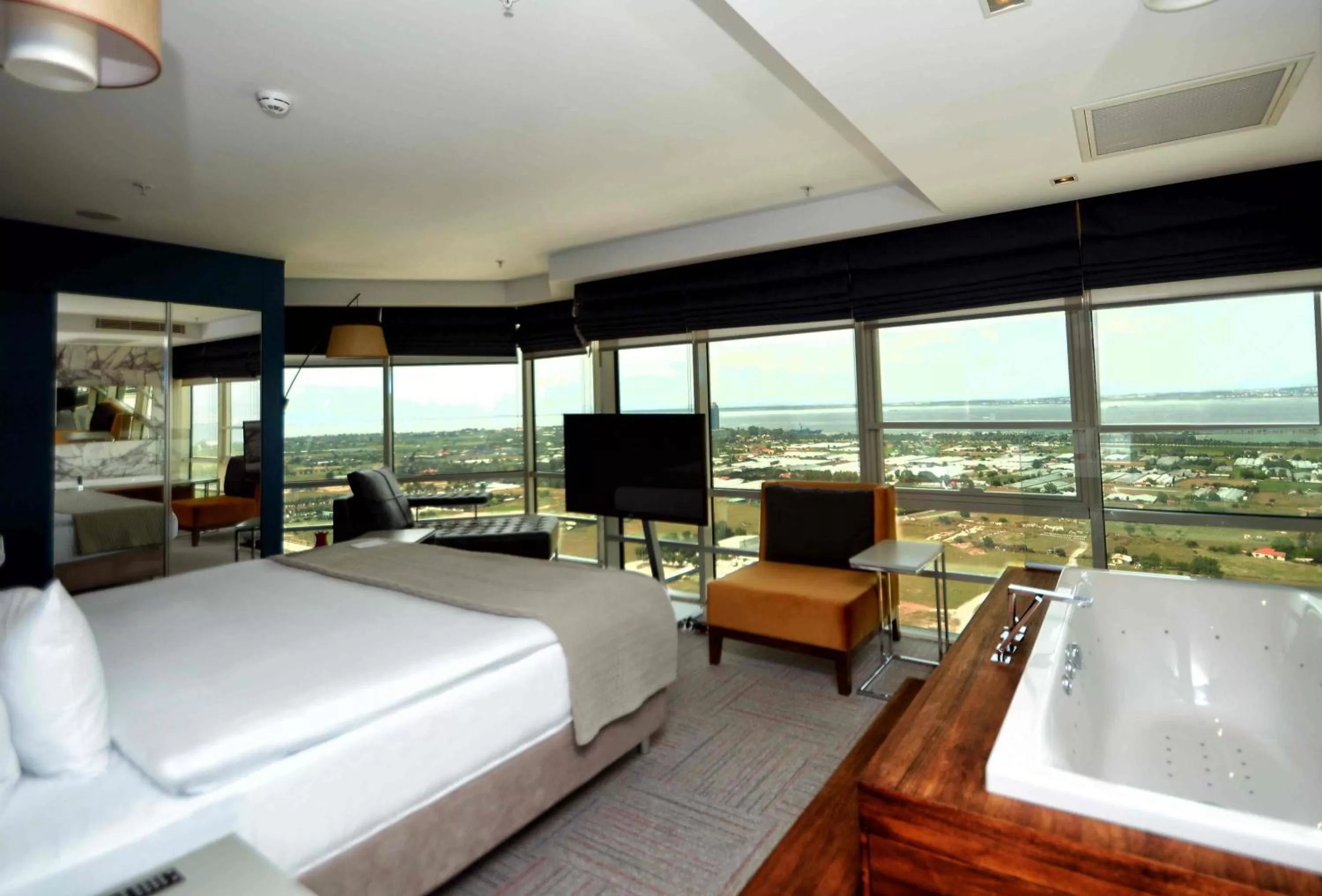 Photo of the whole room, Bed in Ramada Encore by Wyndham Izmir