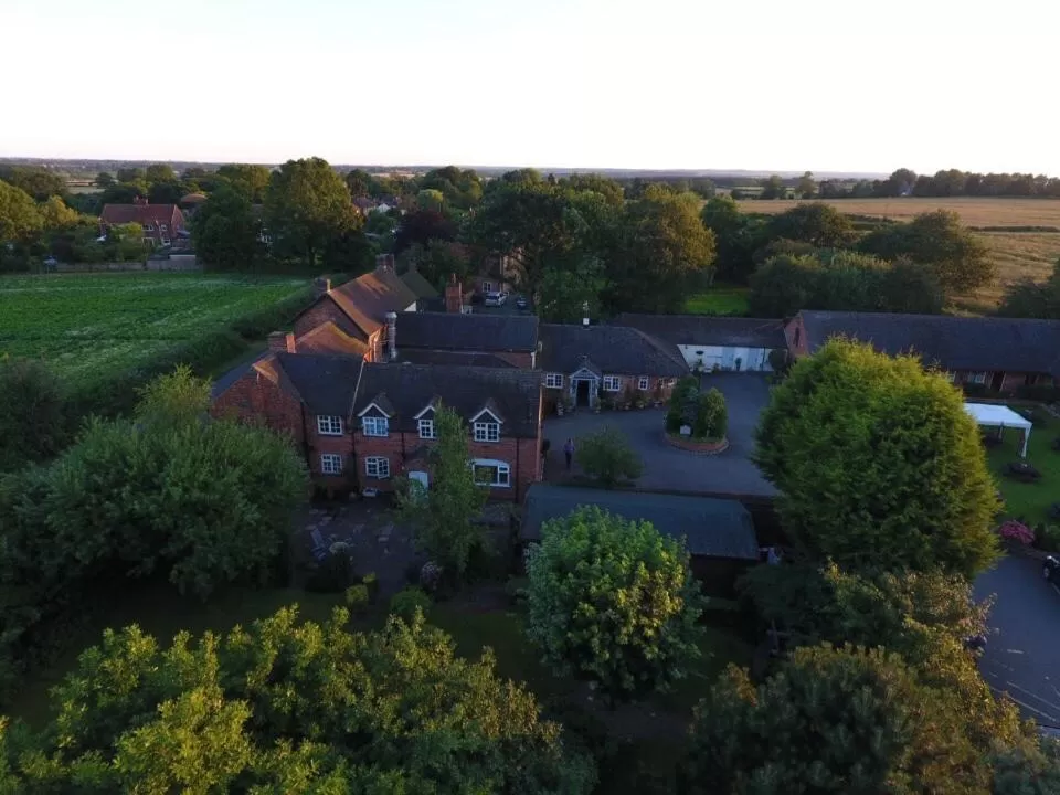 Property building in The Royal Arms Bed & Breakfast