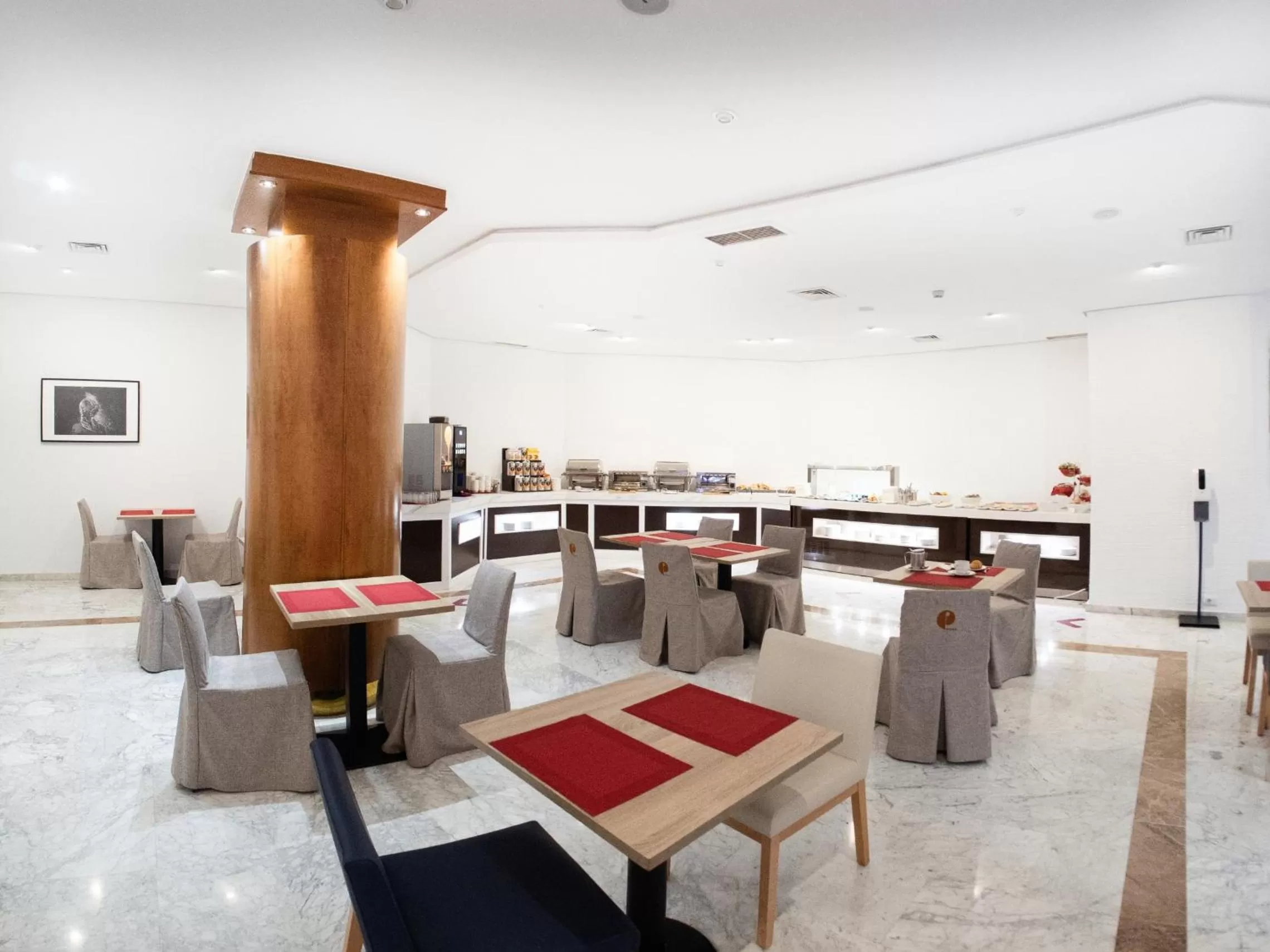 Breakfast in Hotel Pasarela