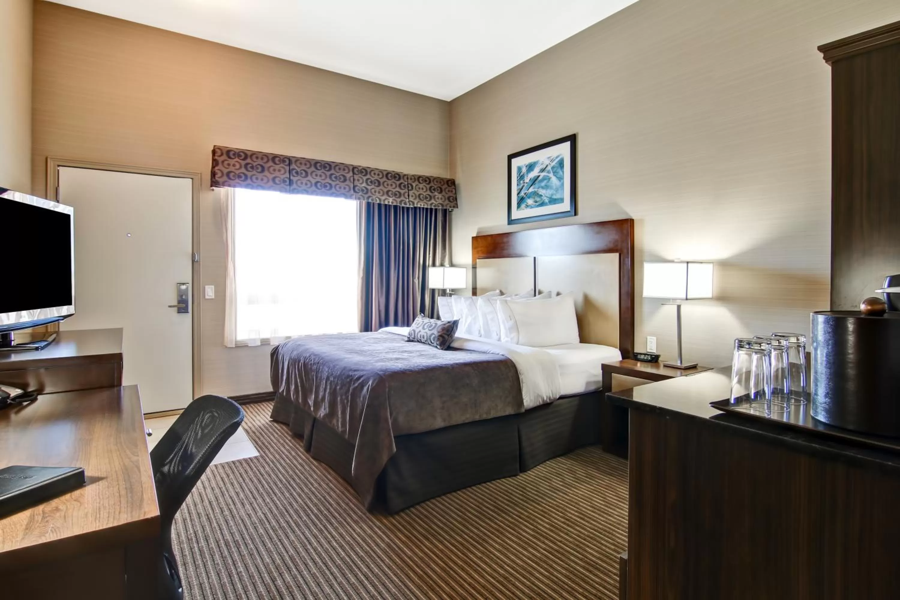 Bed in Canalta Hotel Shaunavon