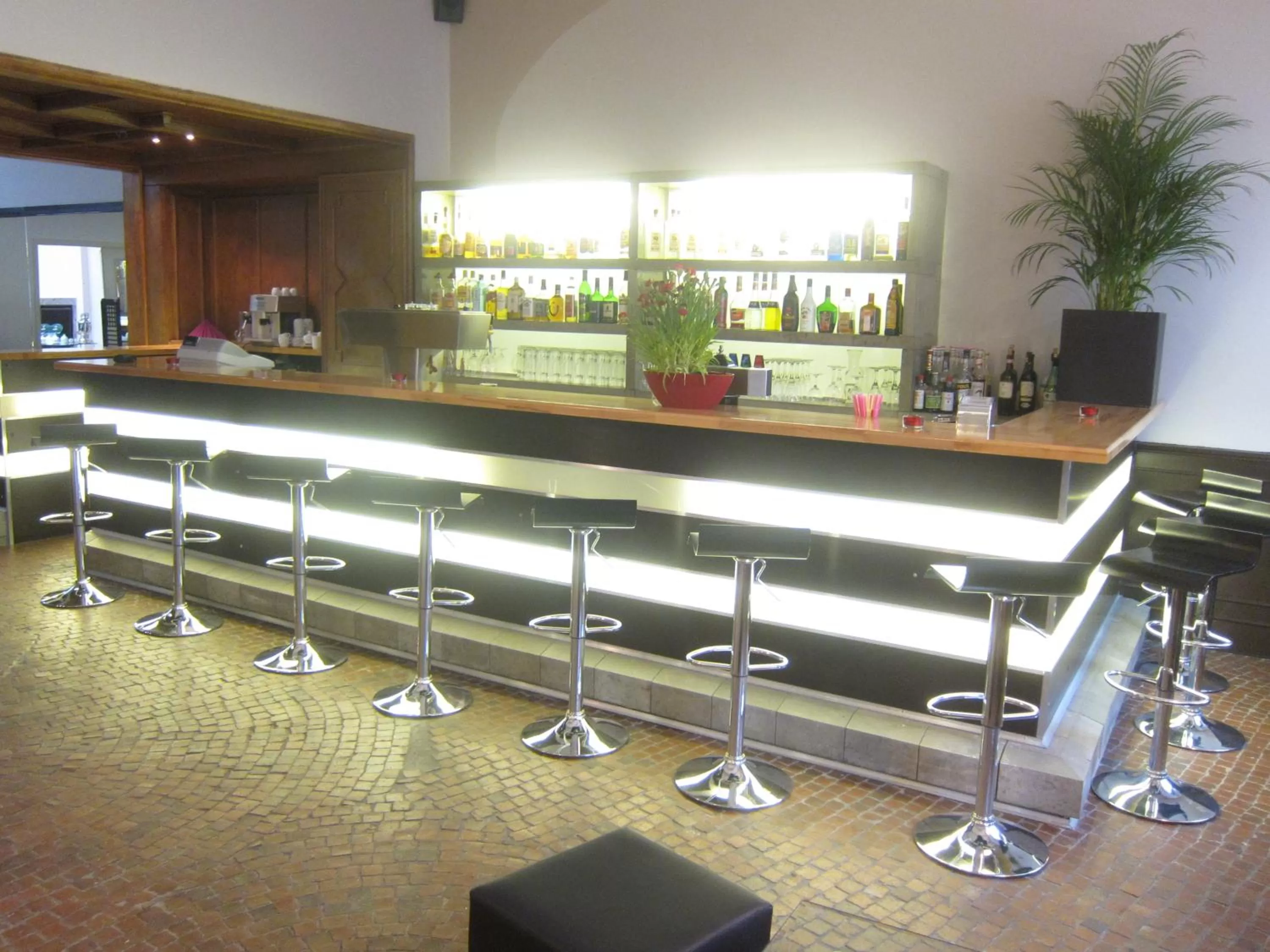Lounge or bar in Bon-Apart