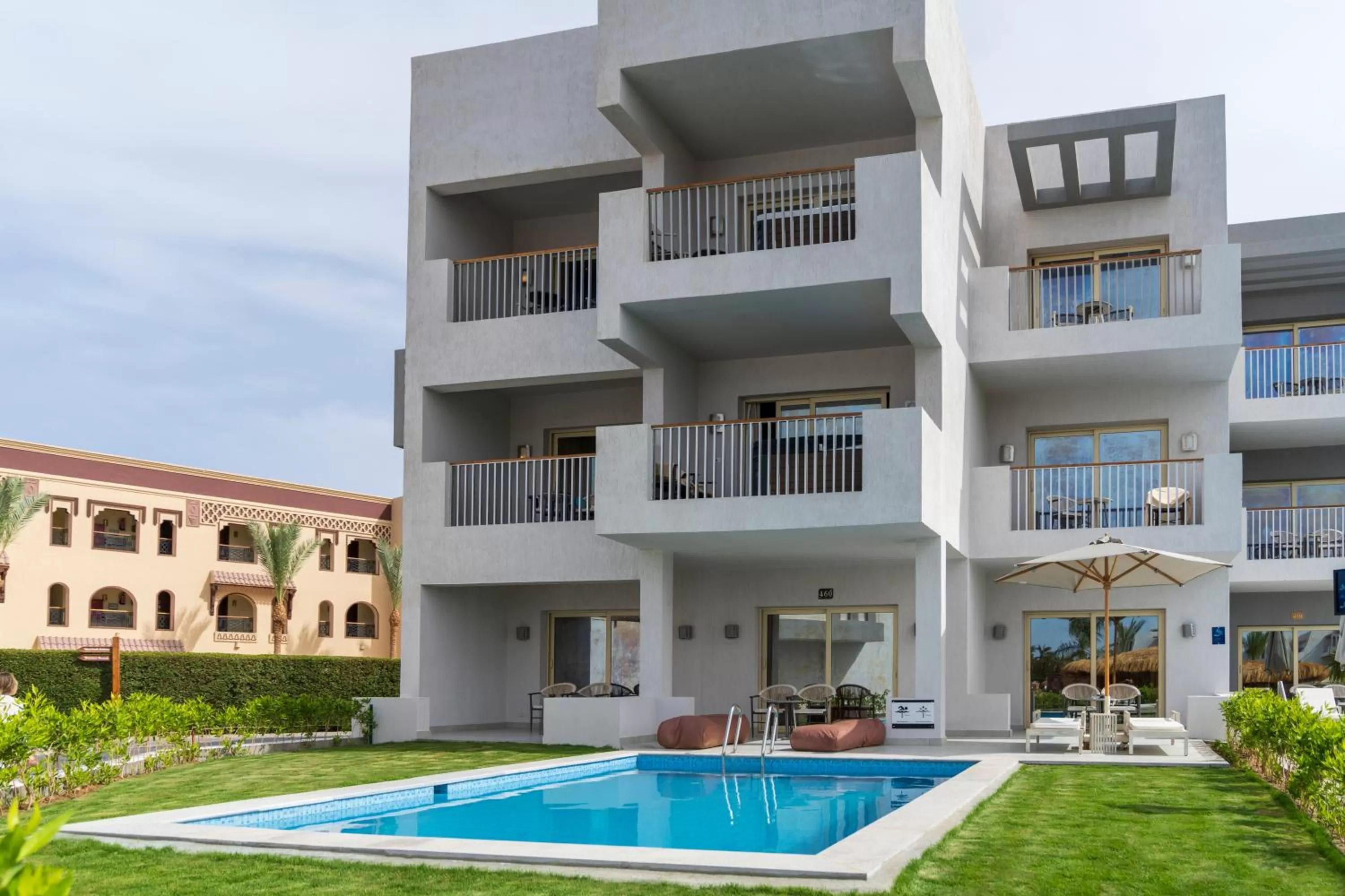 Property building in Sunrise Crystal Bay Resort -Grand Select