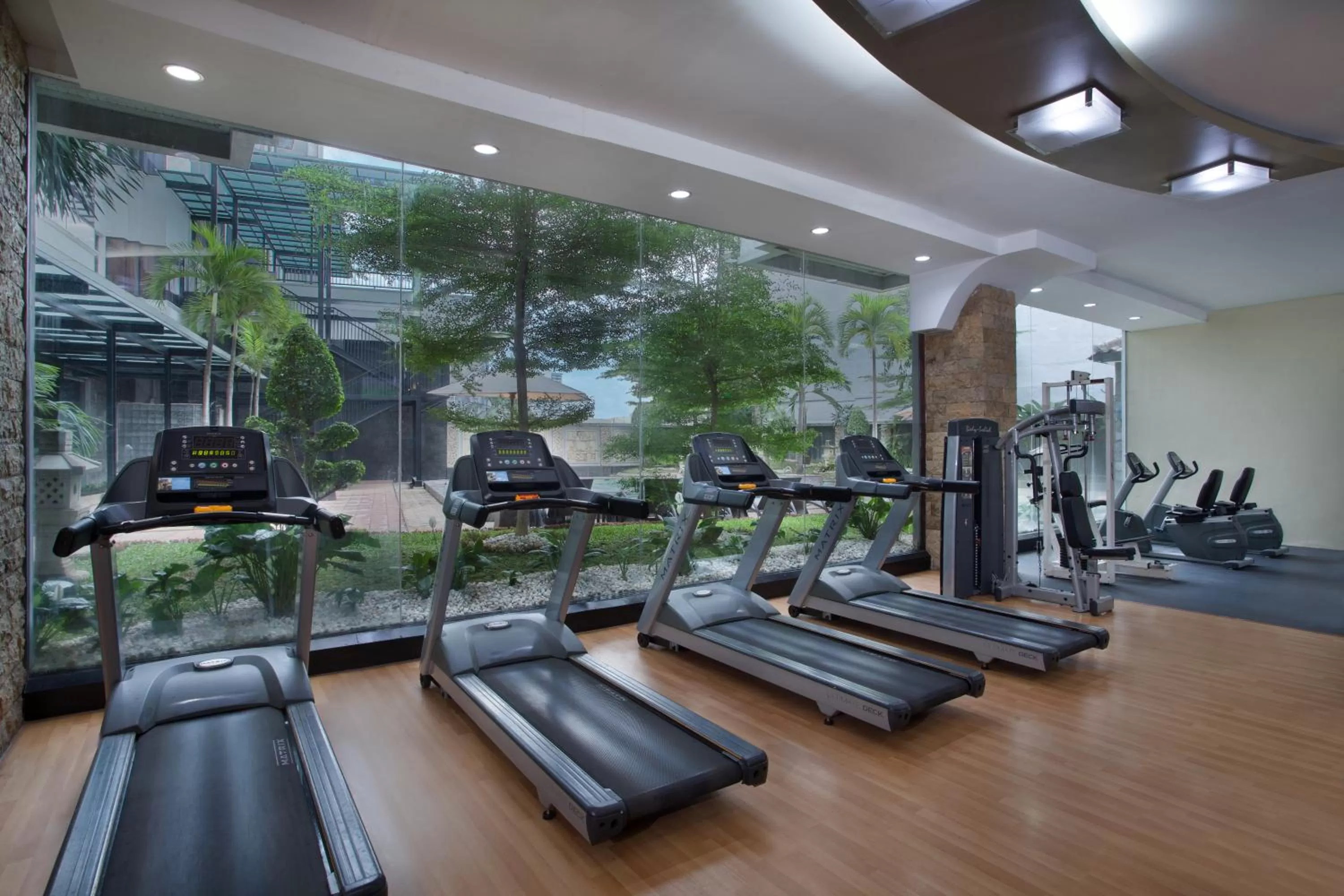 Fitness centre/facilities in AIHO Hotel Medan