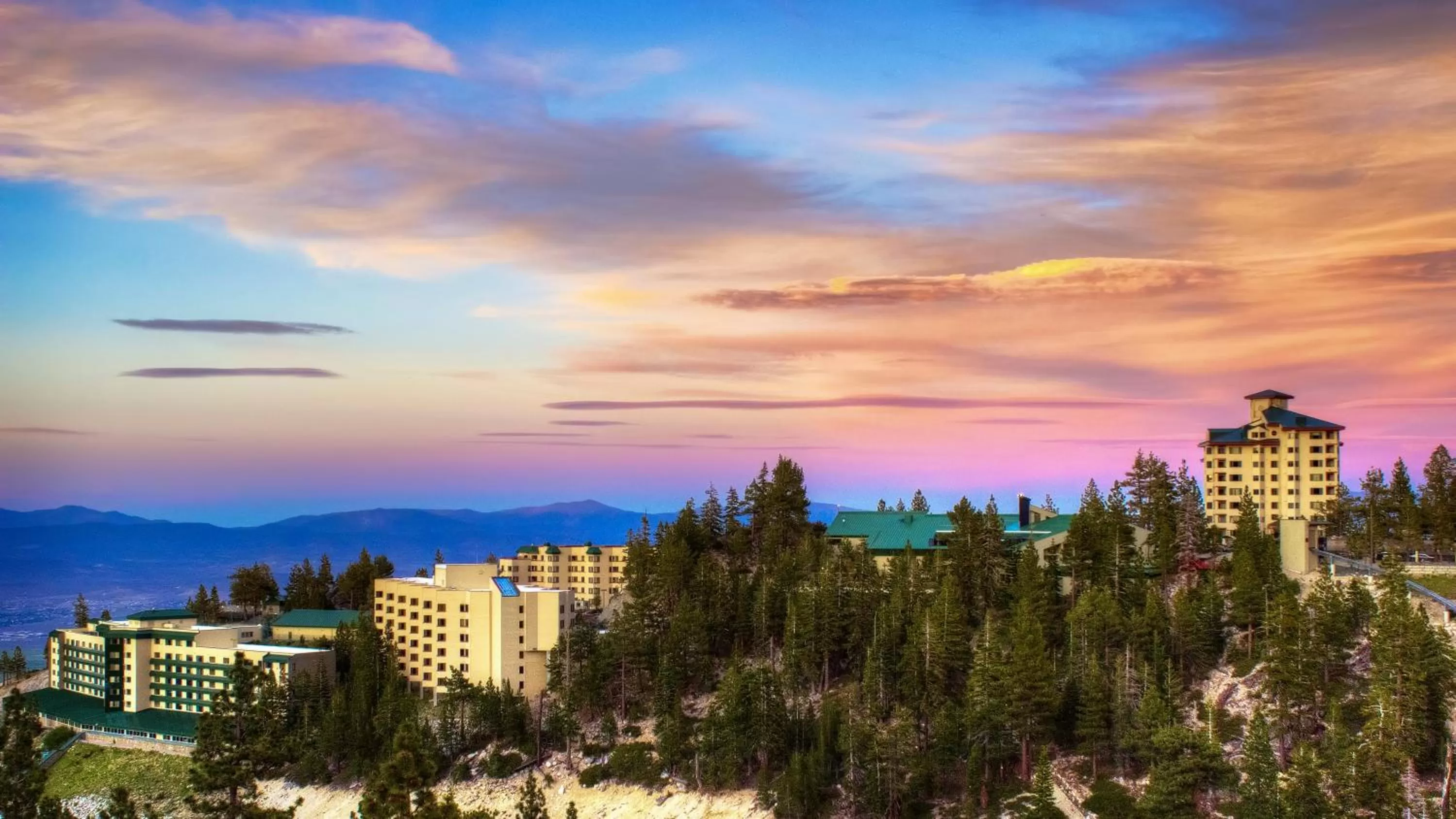 Spring in Holiday Inn Club Vacations - Tahoe Ridge Resort