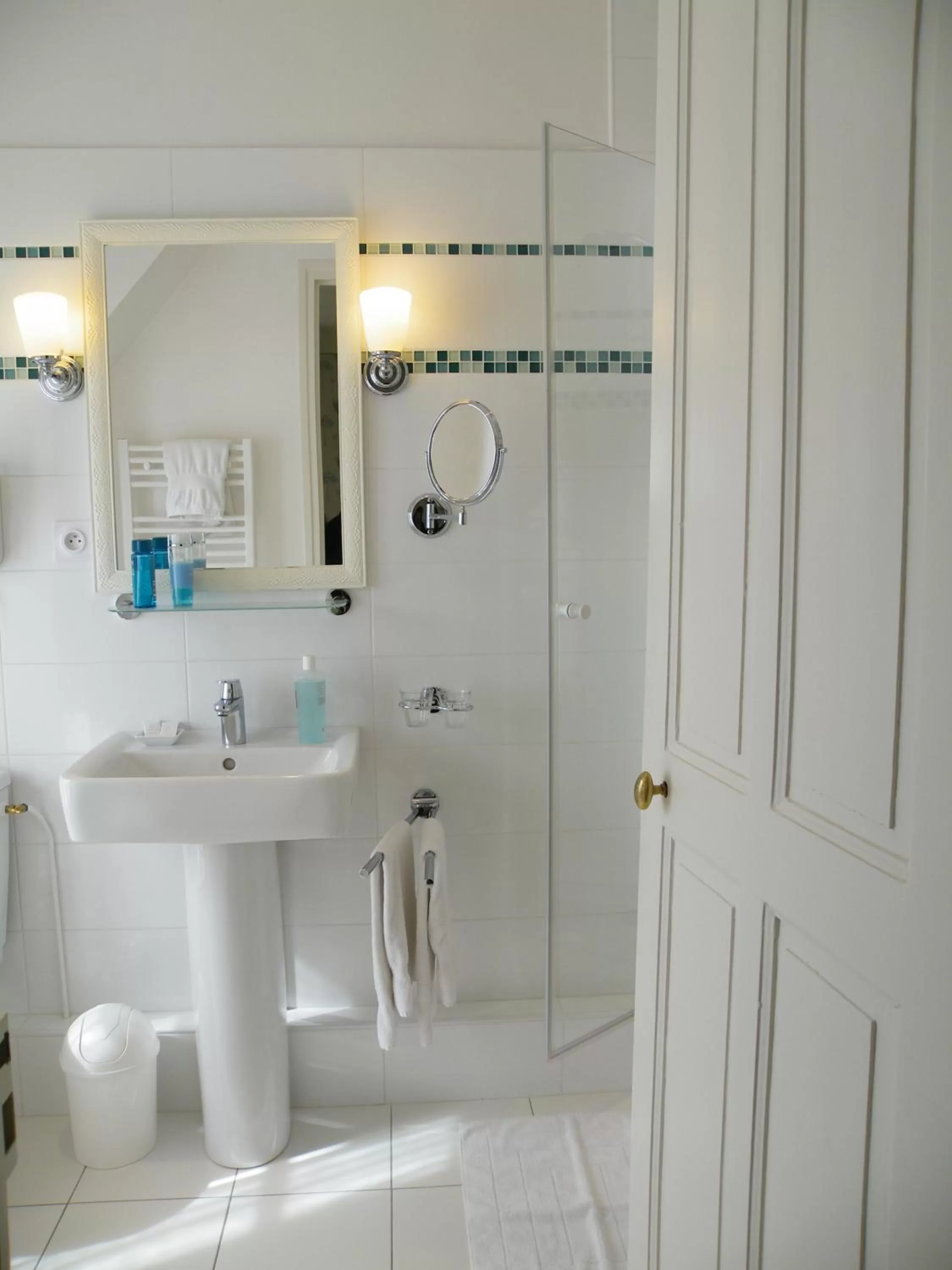 Bathroom in Hôtel Diderot