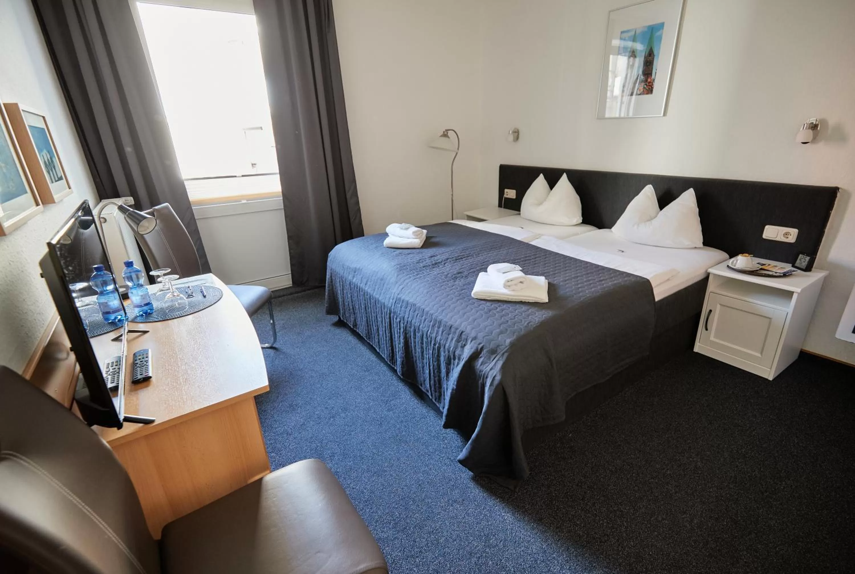 Photo of the whole room, Bed in Hotel Am Hillmannplatz Nr.1