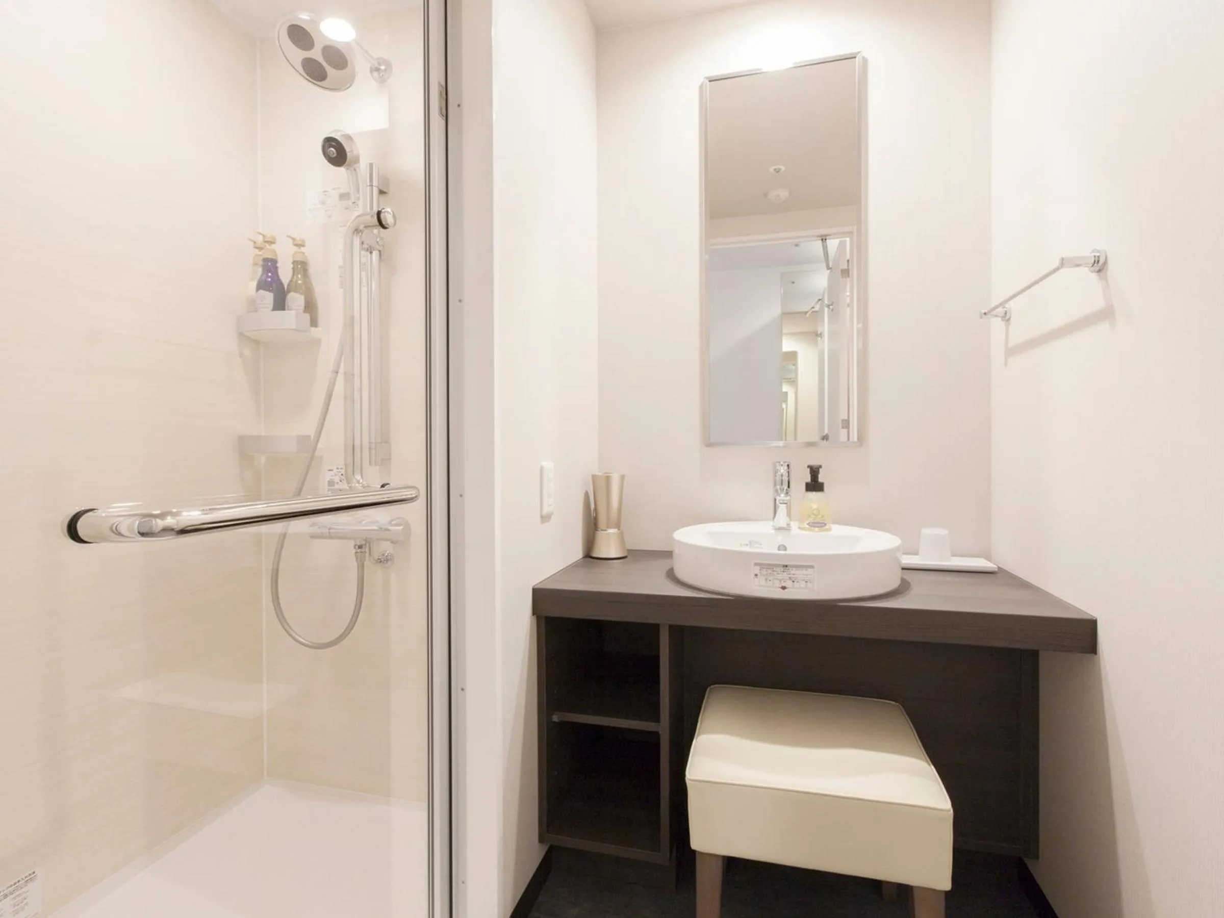 Shower in Tokyu Stay Shinjuku