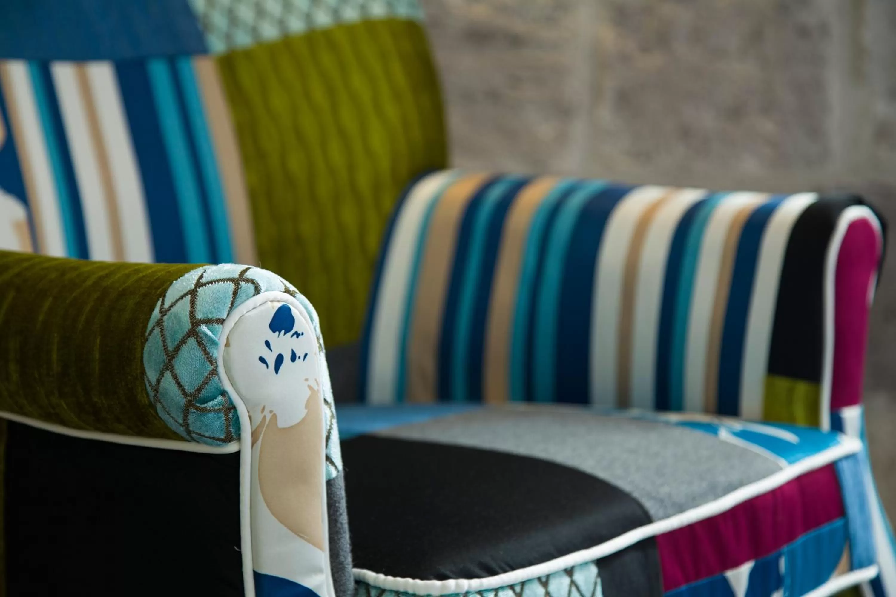 Decorative detail in La Chiaja art&relais