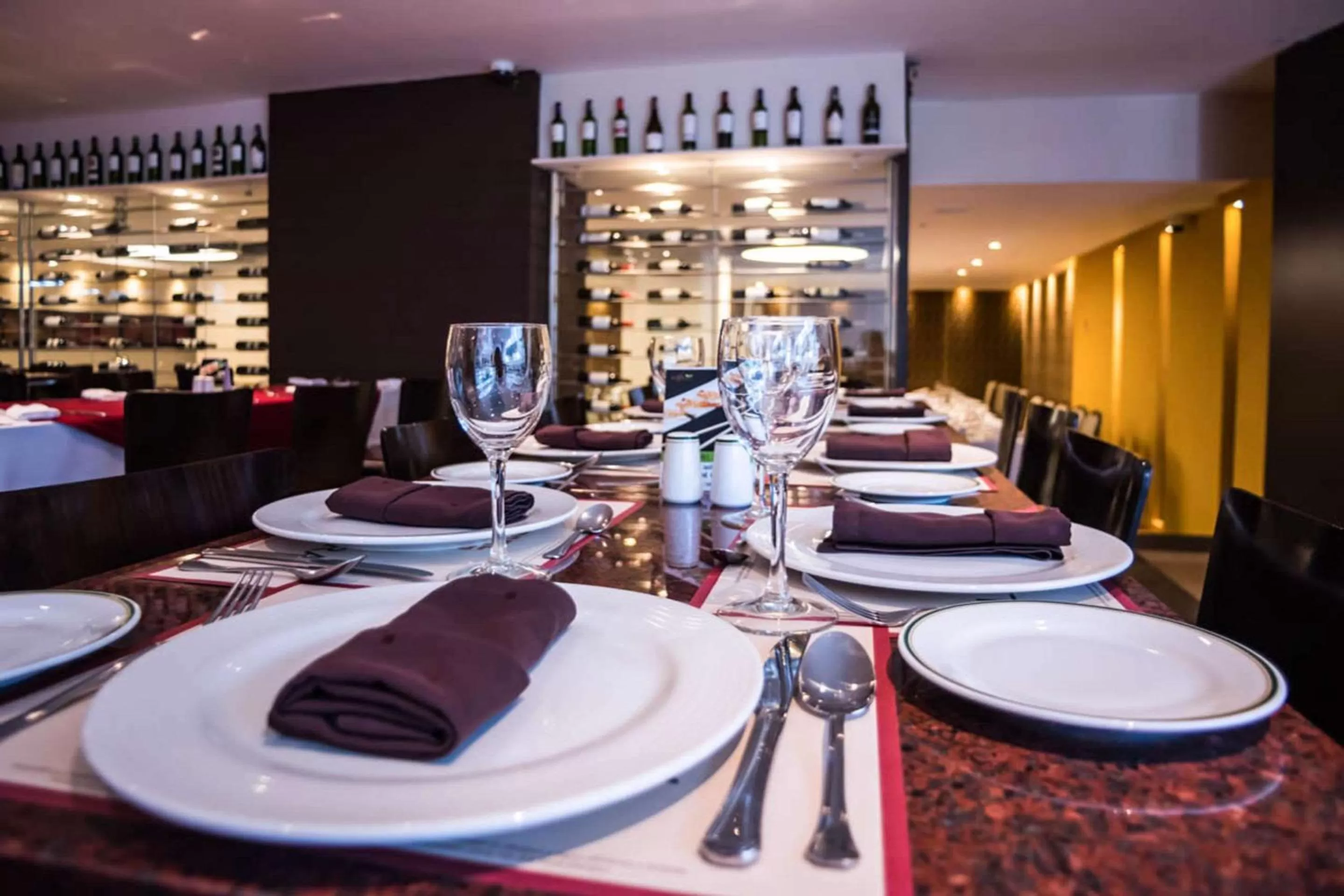 Restaurant/places to eat in Bogota Plaza Hotel