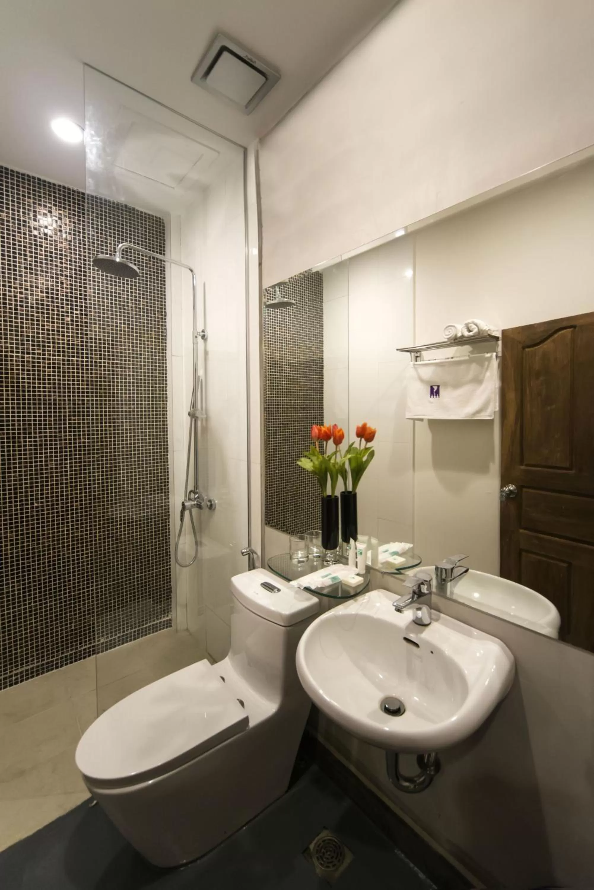 Bathroom in White Residence Hotel & Apartment