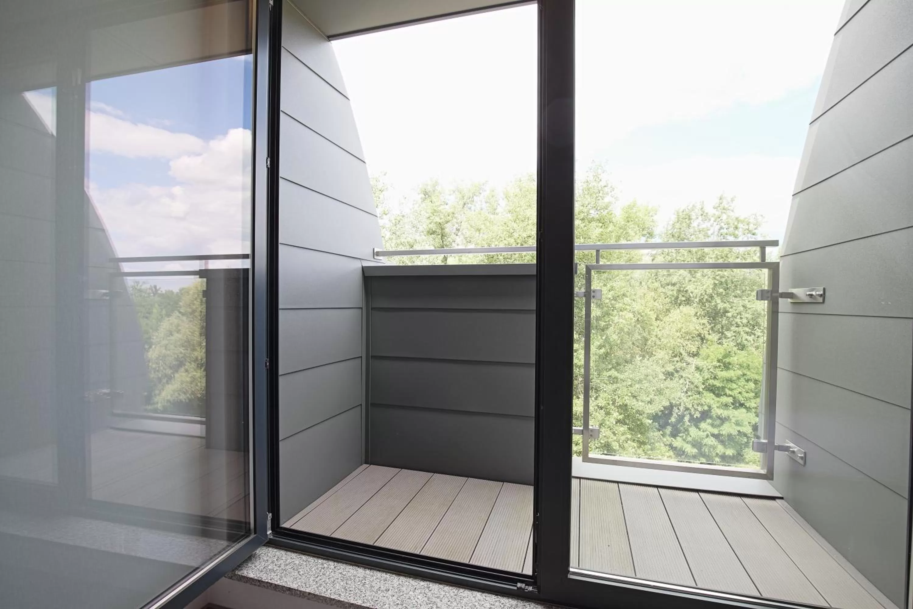 Photo of the whole room in Active Hotel