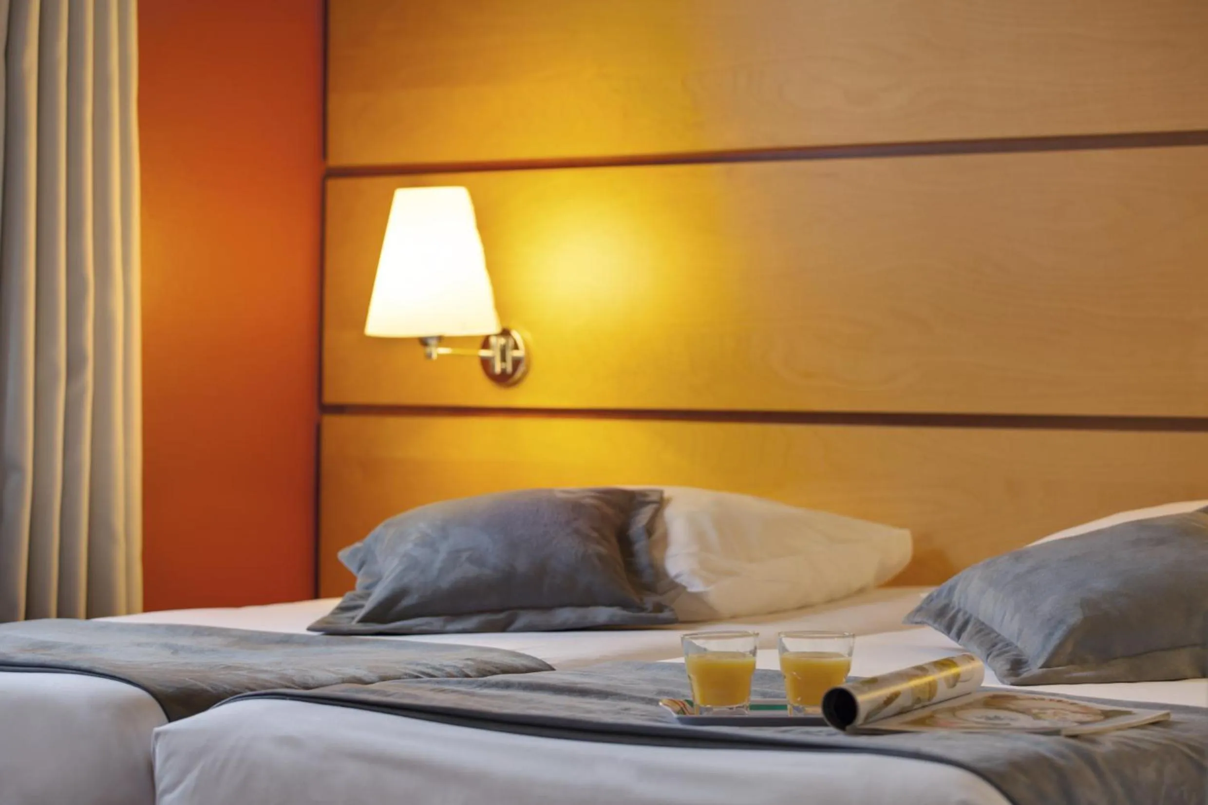 Bedroom, Bed in Belambra Clubs & Hotels - Le Magendie