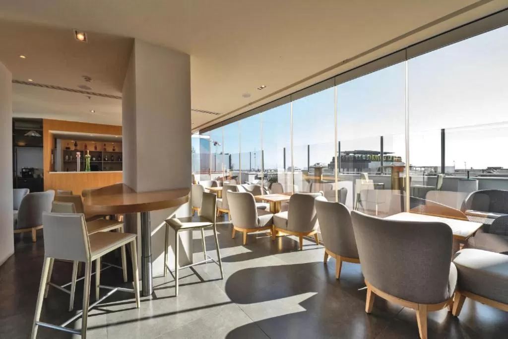 Restaurant/places to eat in Smy Lisboa