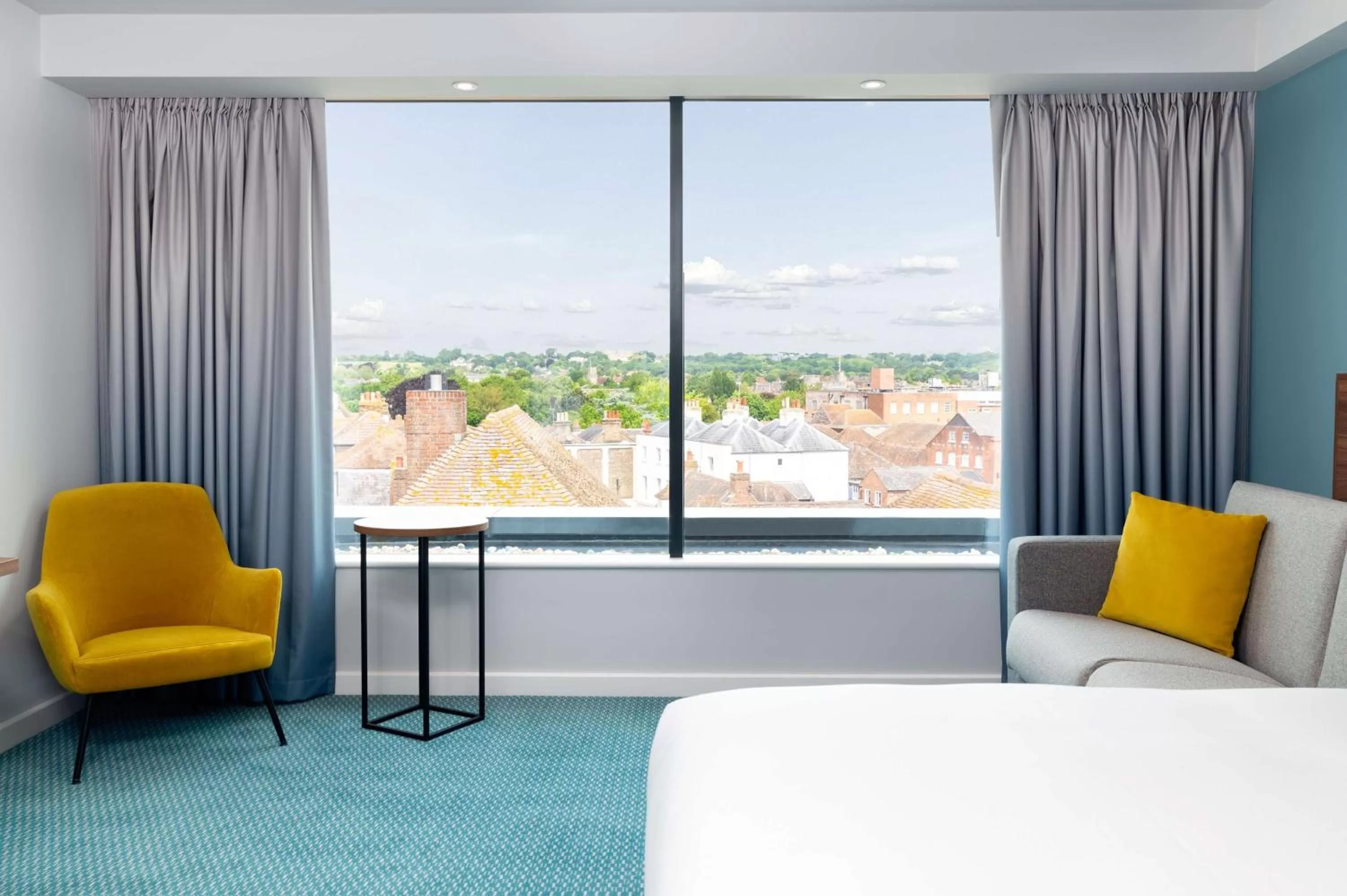 Living room in Hampton by Hilton Canterbury