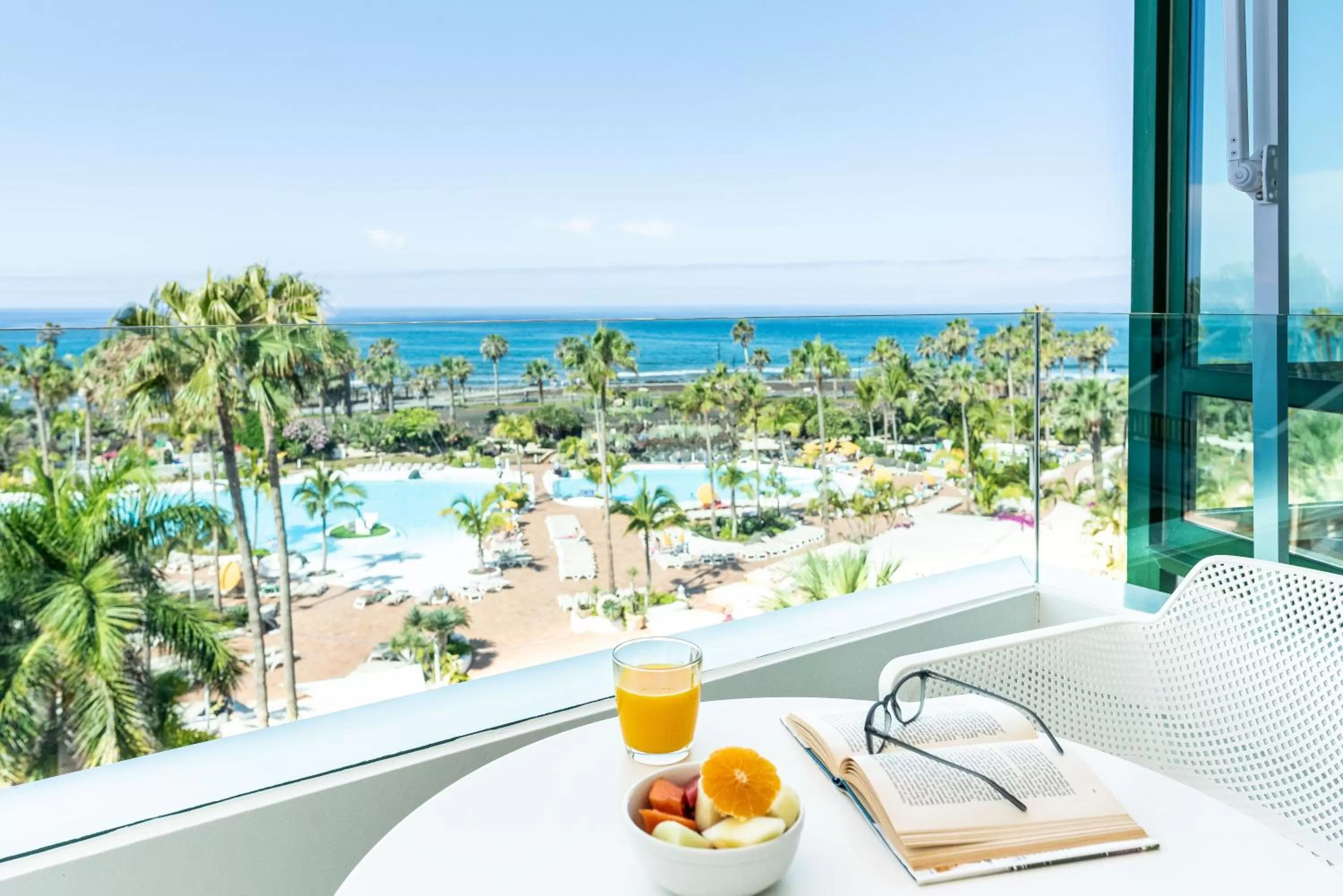 Sea view in Parque Santiago IV Official